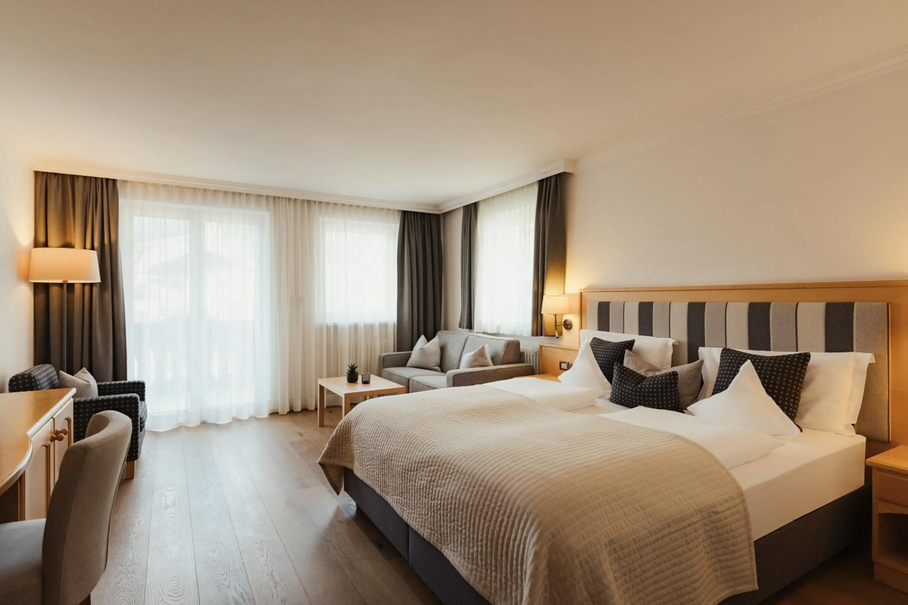 Bedroom, Bed in Hotel Genziana