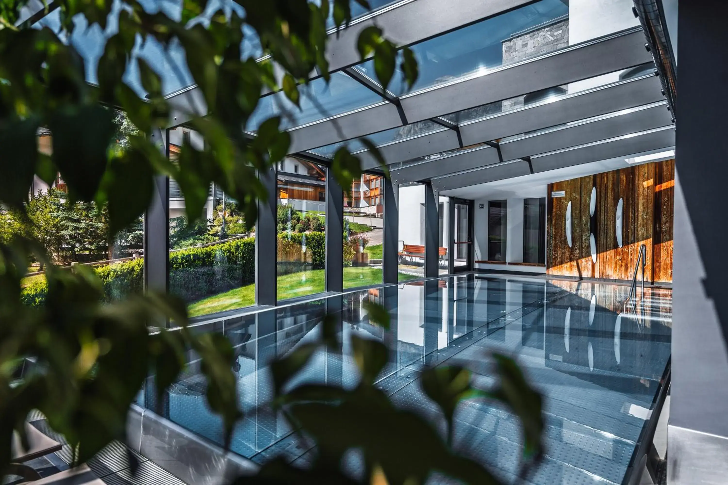 Swimming pool in Hotel Ciasa Soleil Swimming pool in Hotel Ciasa Soleil