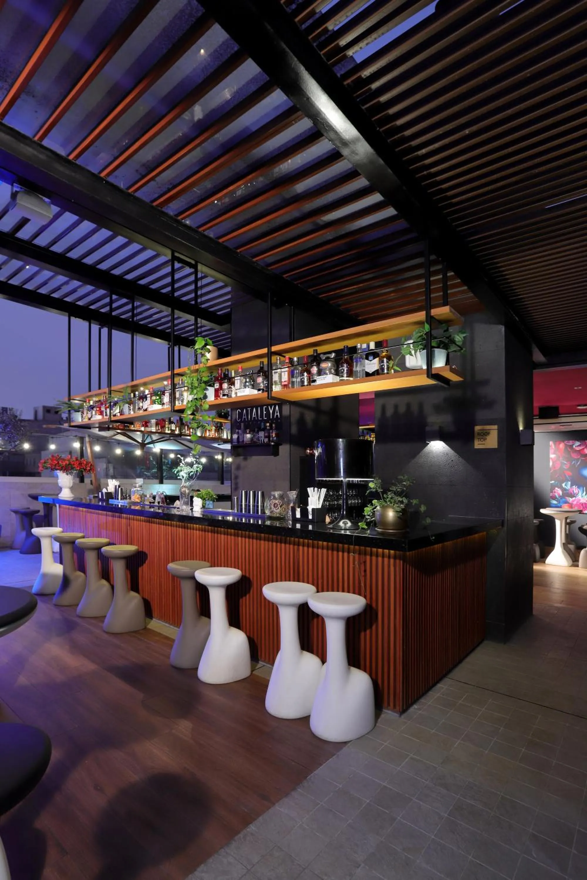 Night in INNSiDE by Meliá Lima Miraflores