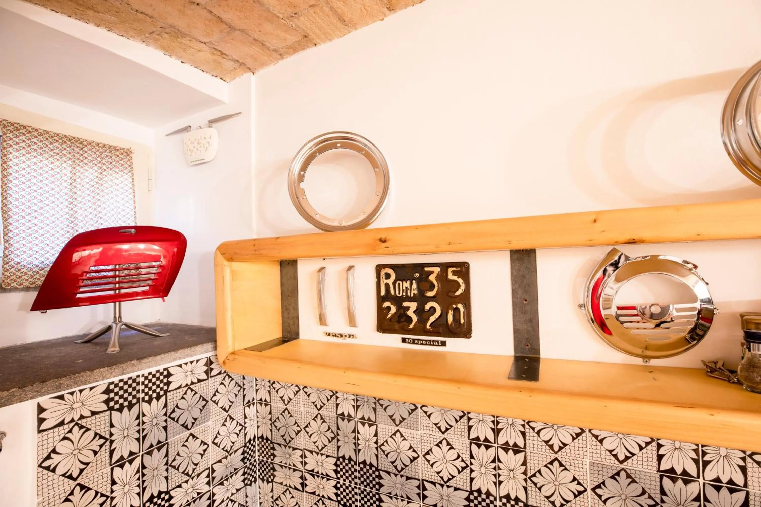 Decorative detail in Restart Accommodations Balestra