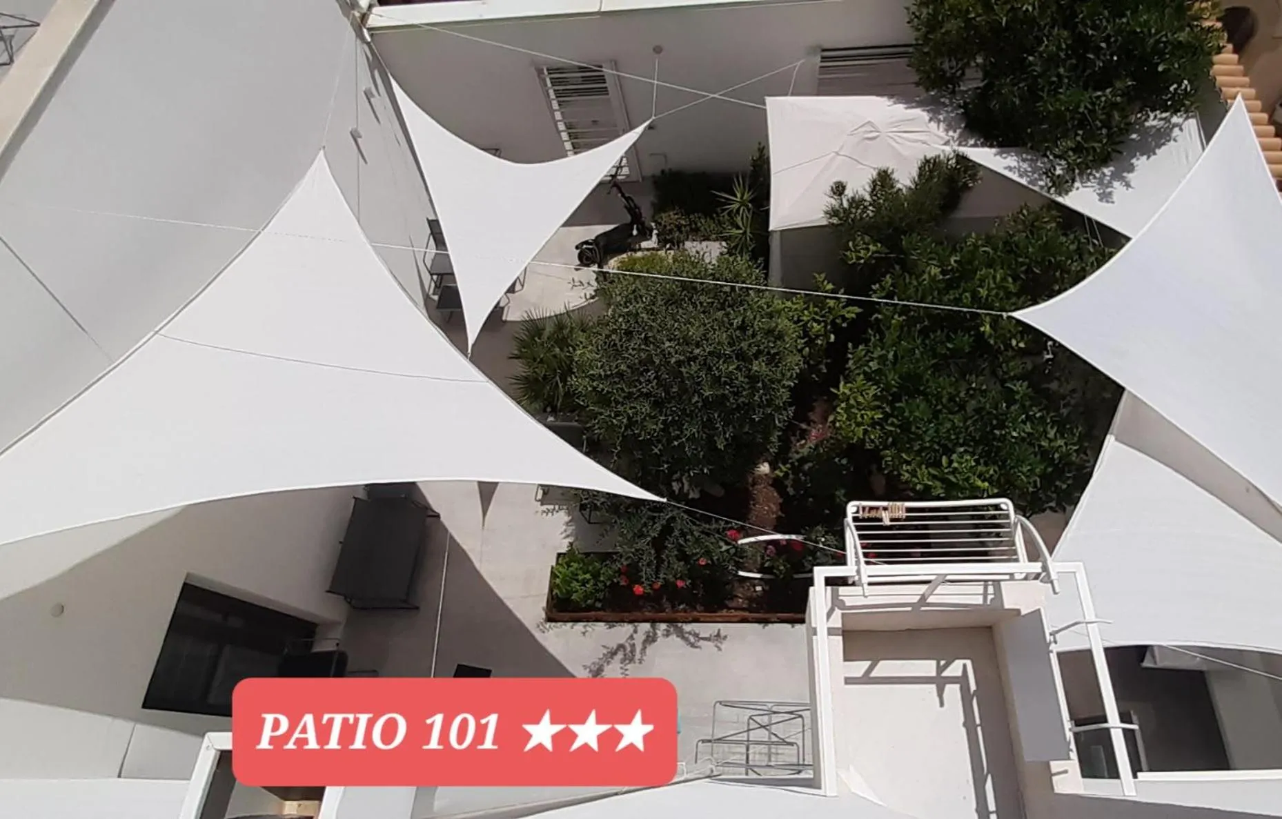 Property building in Patio 101 "Exclusive"