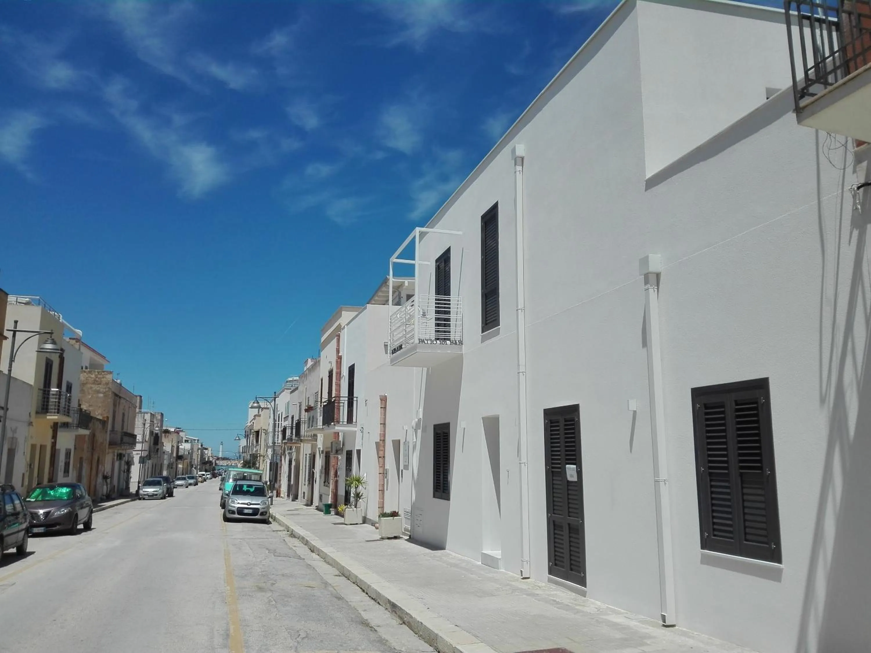 Neighbourhood in Patio 101 "Exclusive"