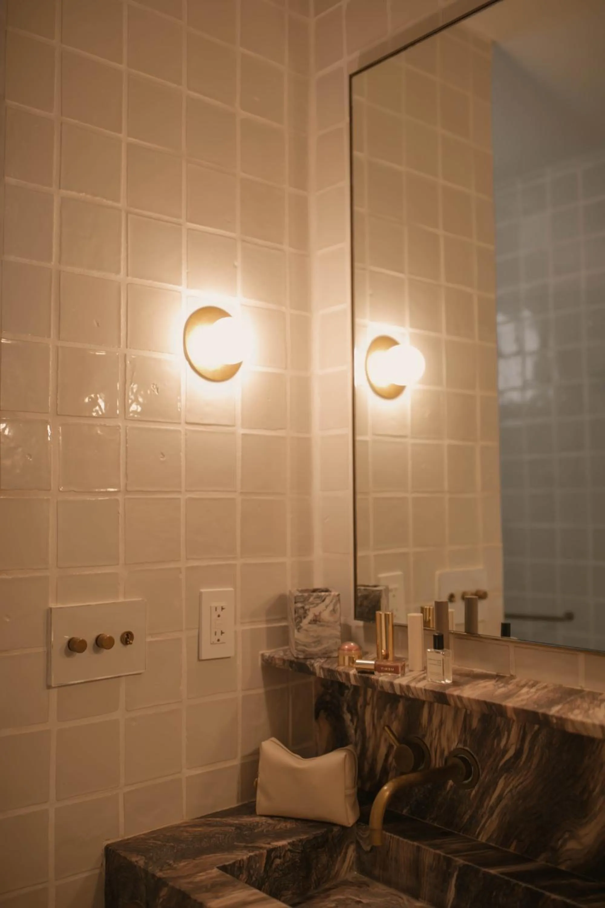 Shower in Hotel Joaquin