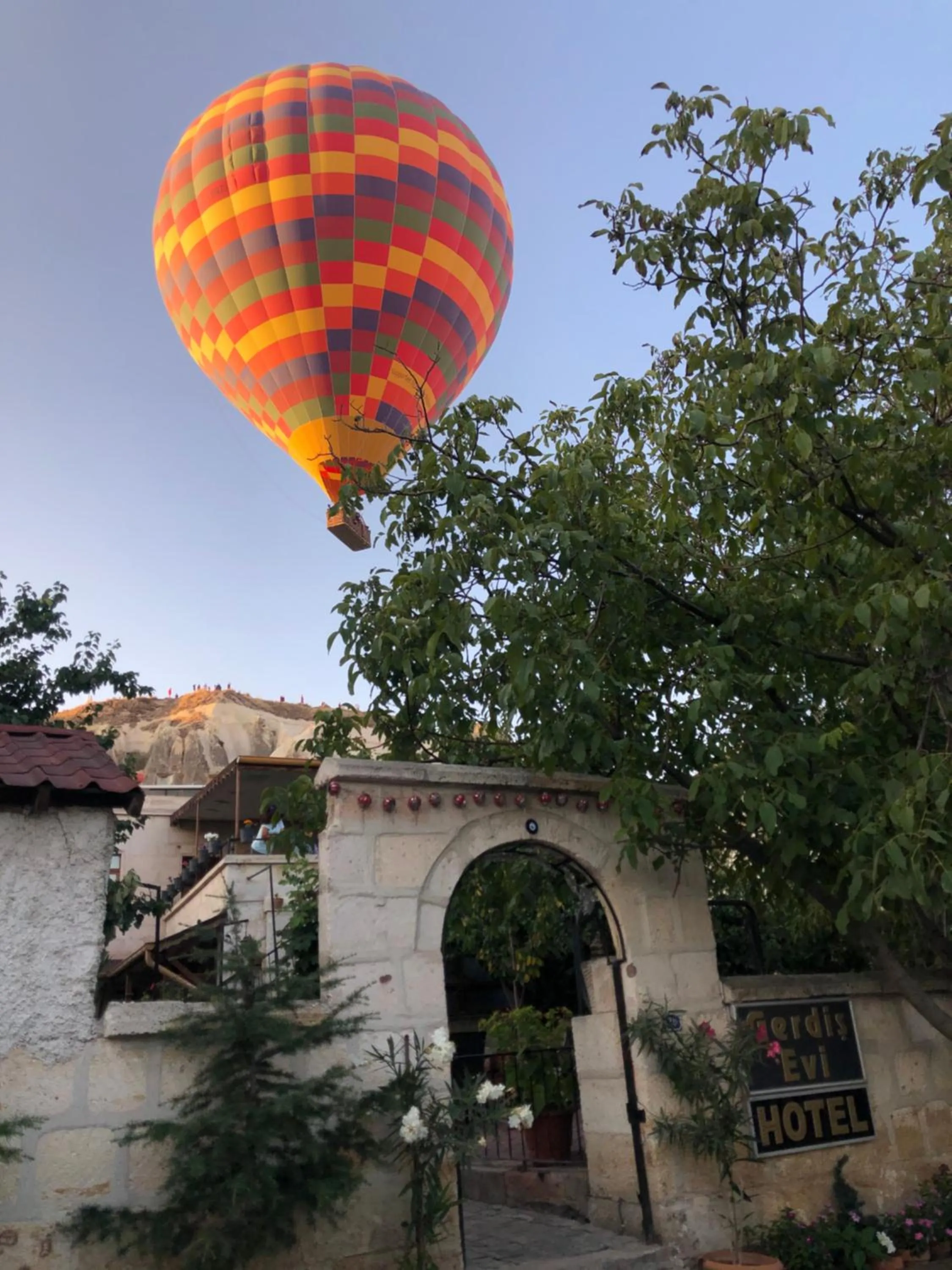 Property building in Gerdis Evi