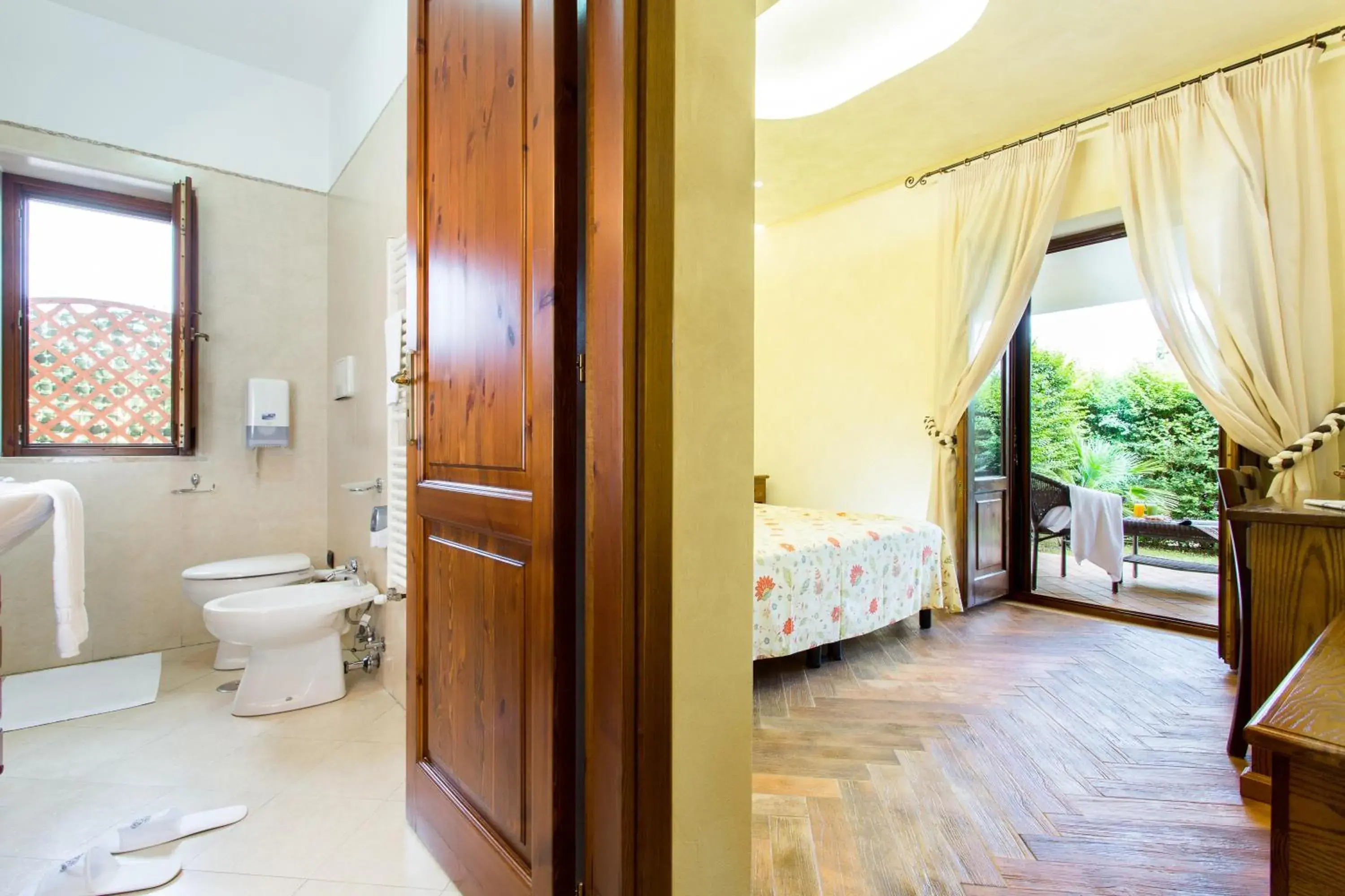 Double or Twin Room - single occupancy in Villa Santa Caterina Double or Twin Room - single occupancy in Villa Santa Caterina