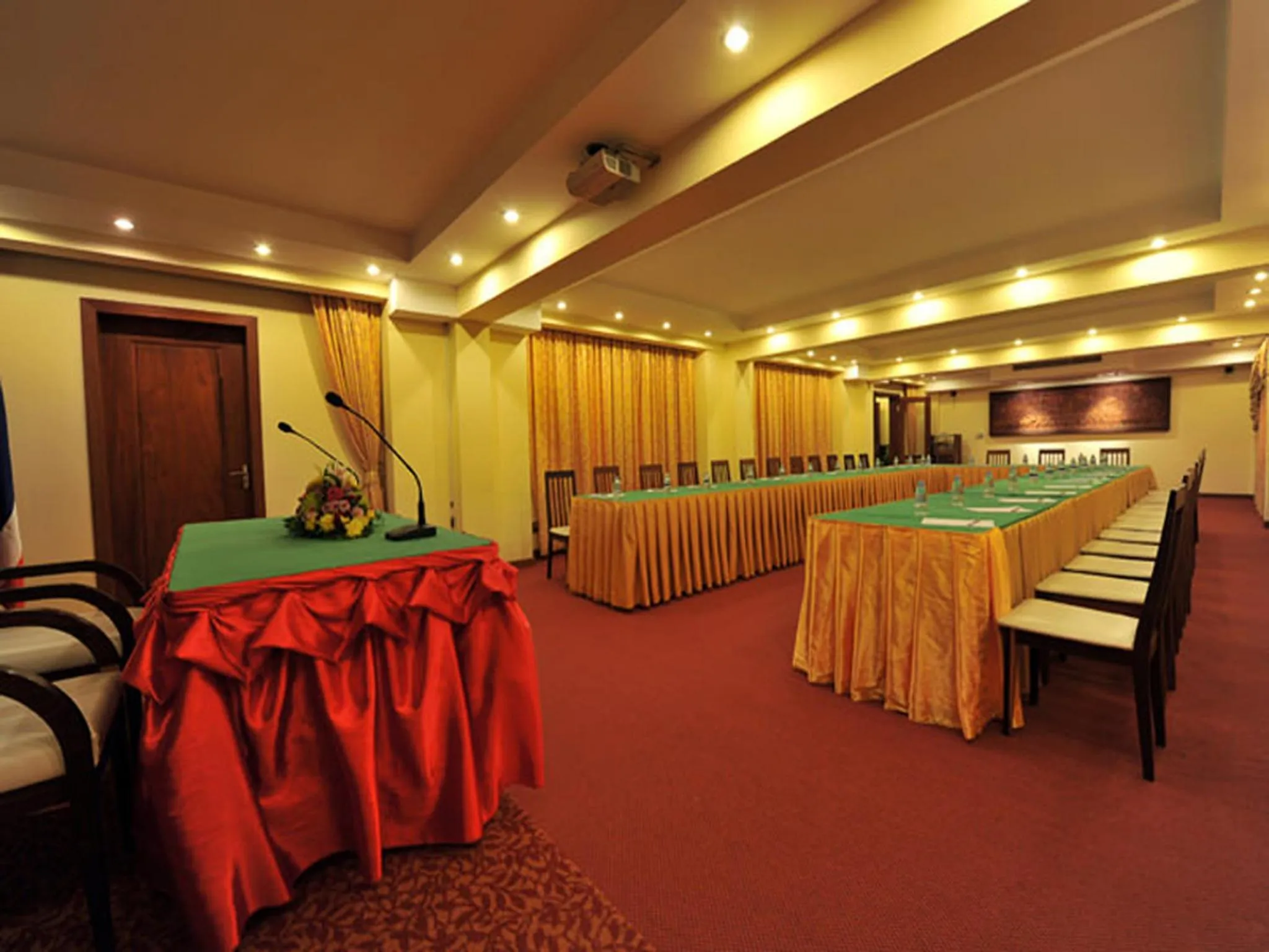 Banquet/Function facilities in City River Hotel
