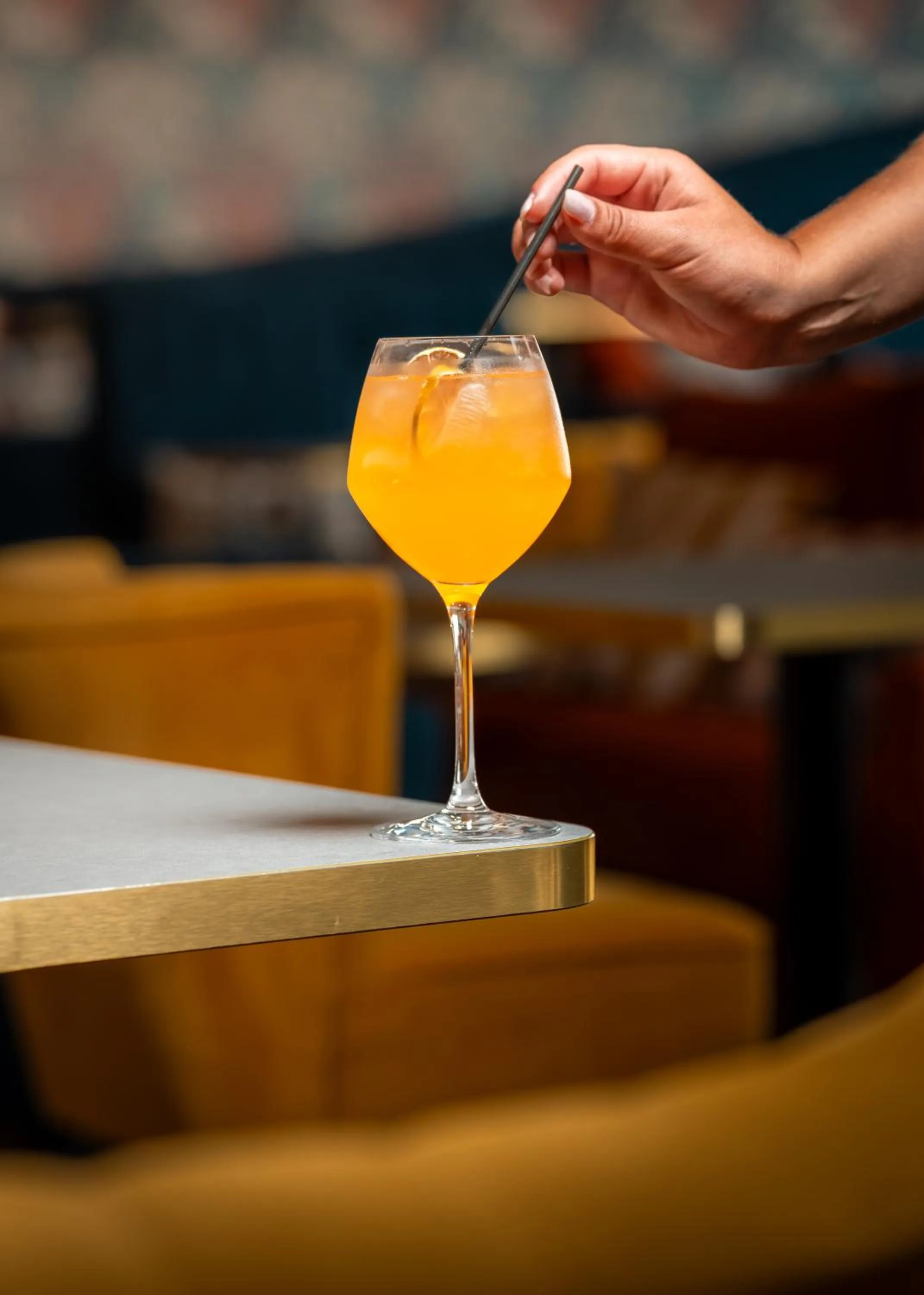 Lounge or bar in Hotel Le Grand Pavois