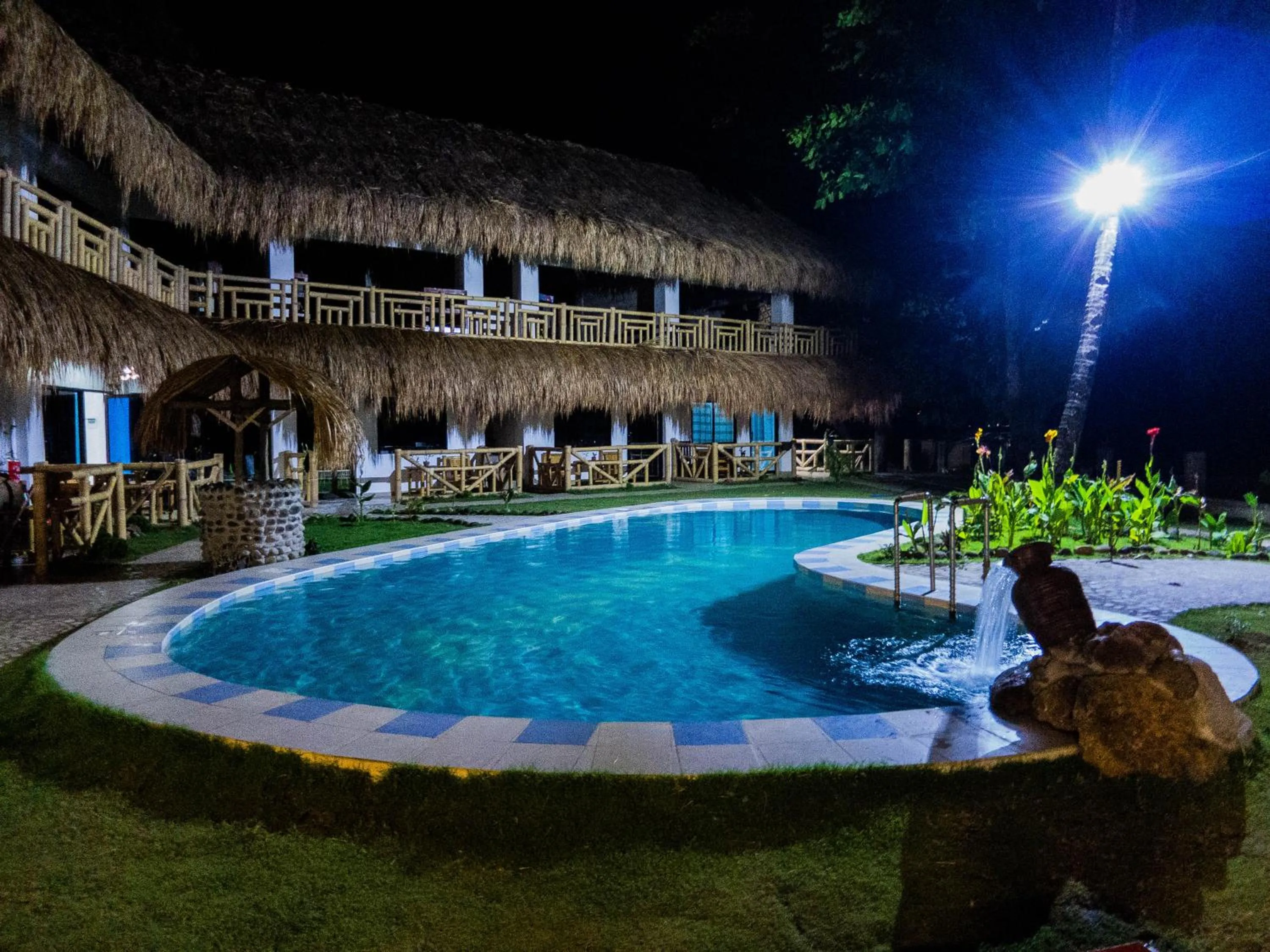 Swimming pool in Lavanya Beach And Dive Resort