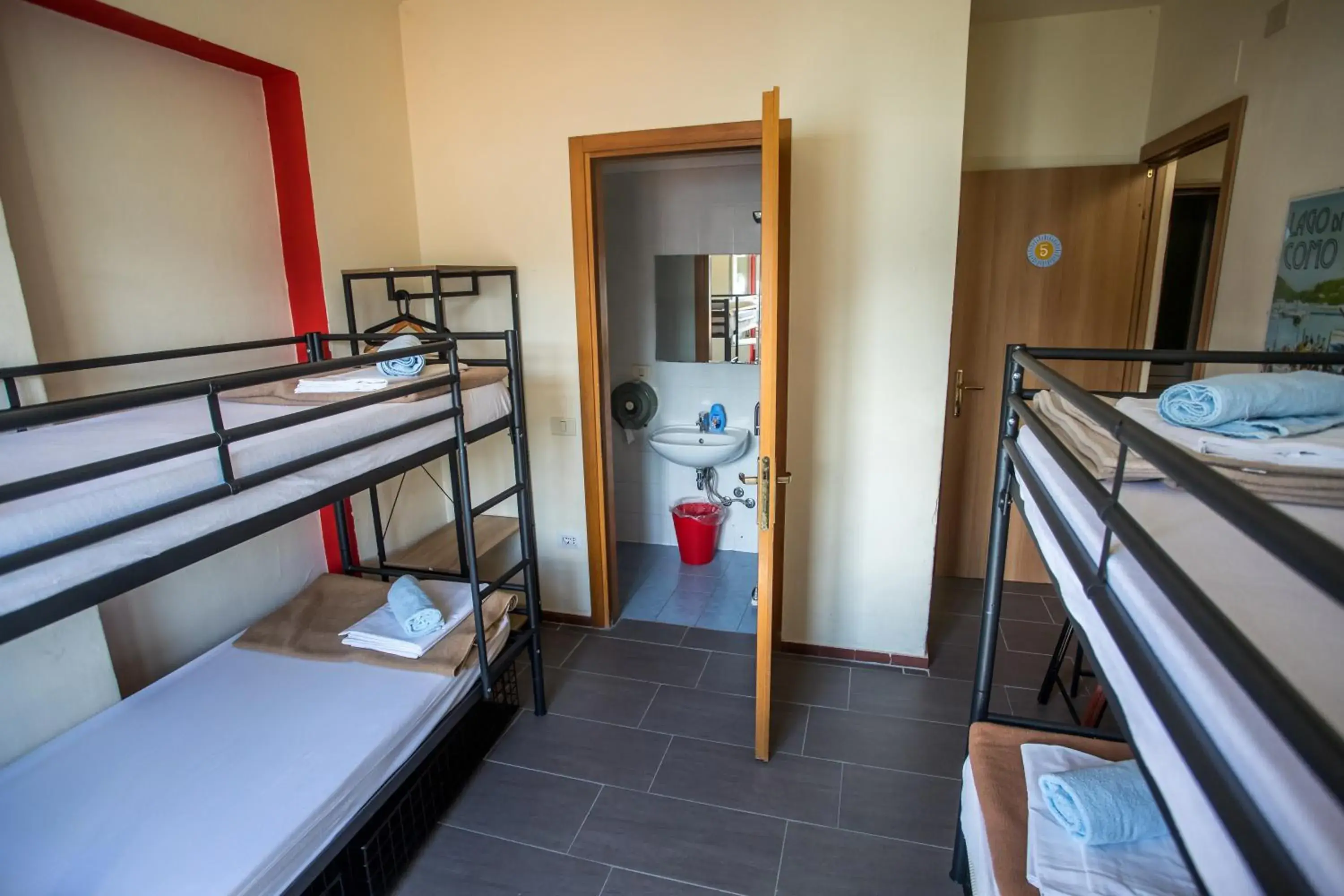 Bed in Lake Como Hostel Bed in Lake Como Hostel