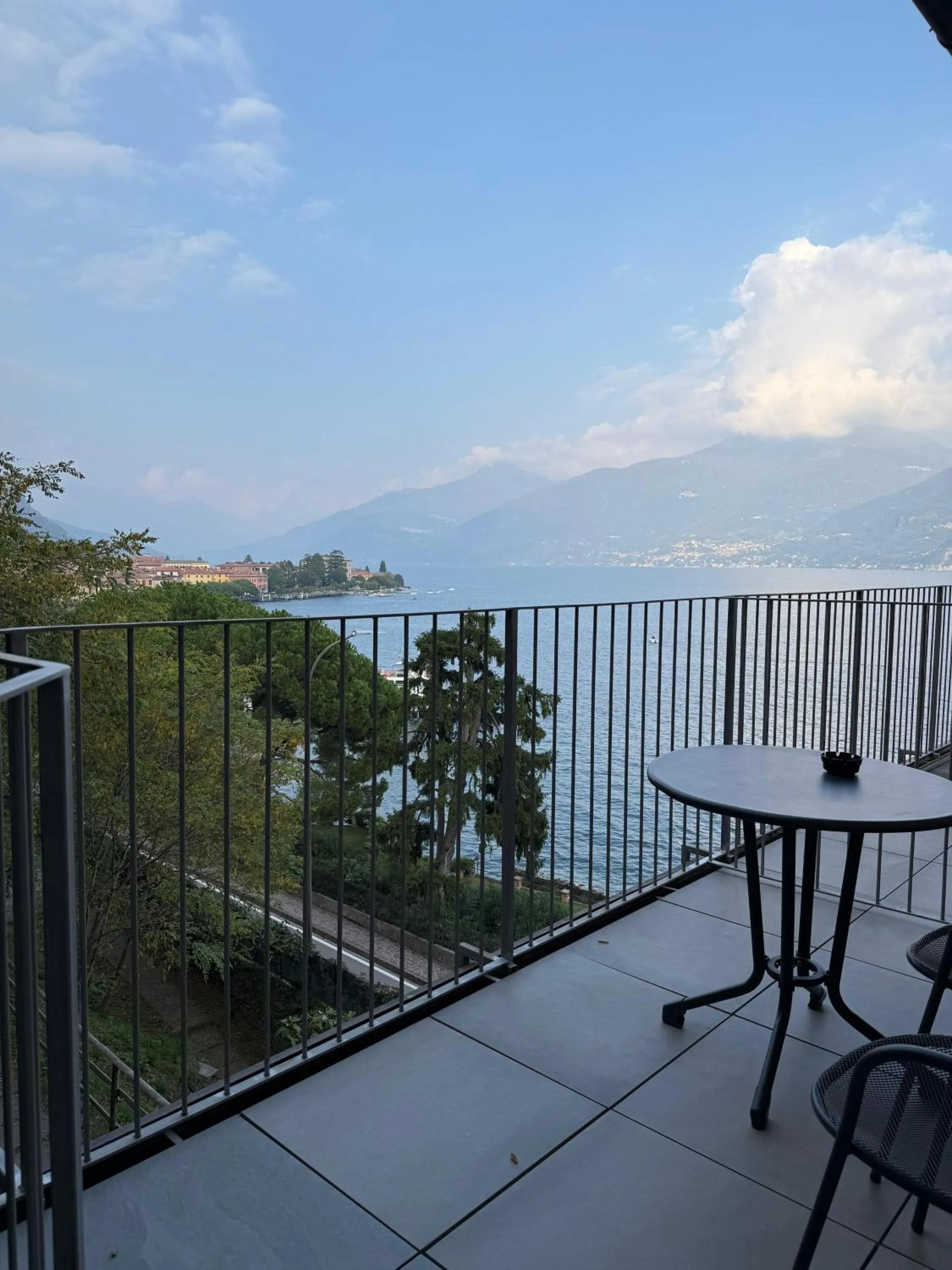 Lake Como Hostel