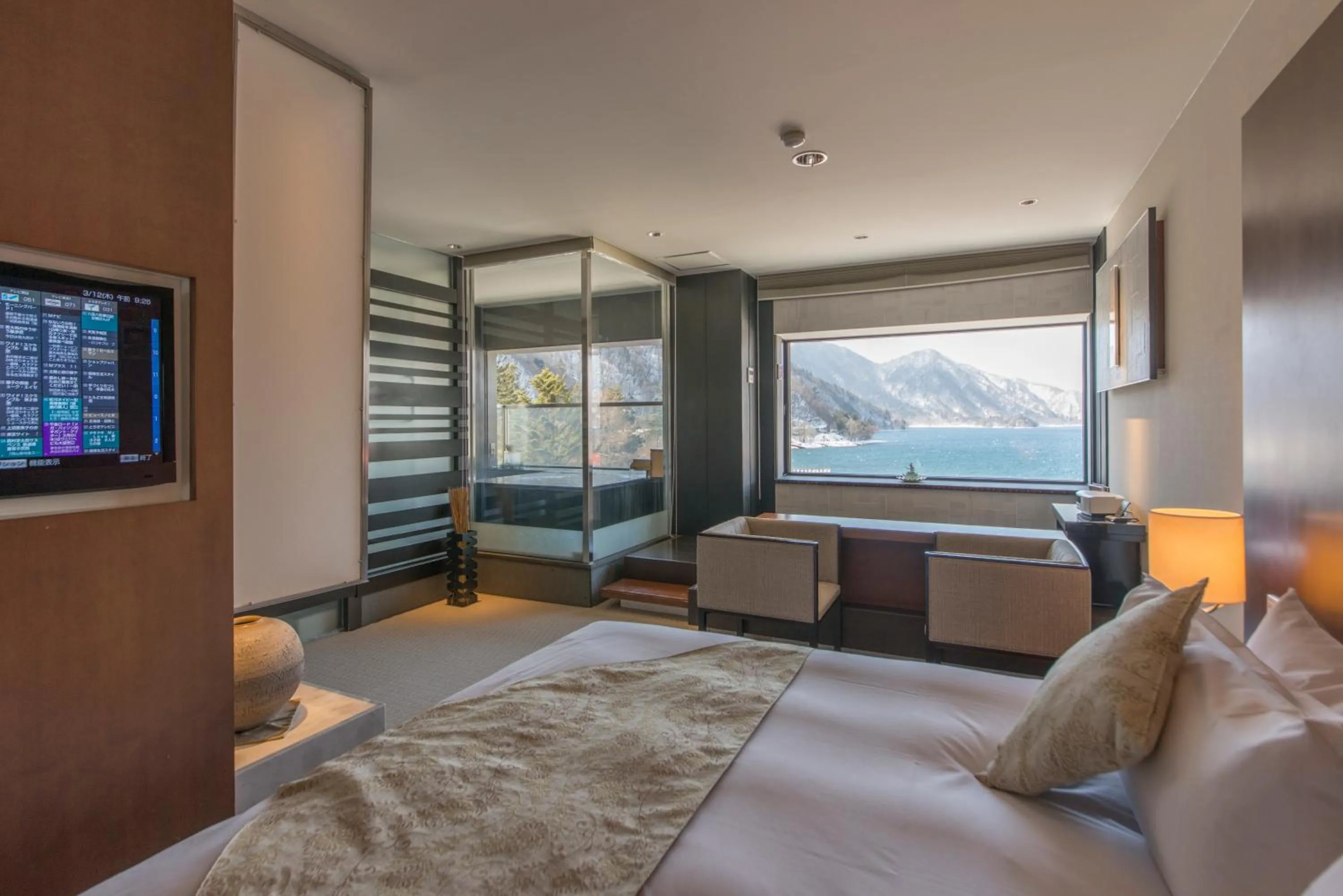 Photo of the whole room, Bed in Hotel Hanaan