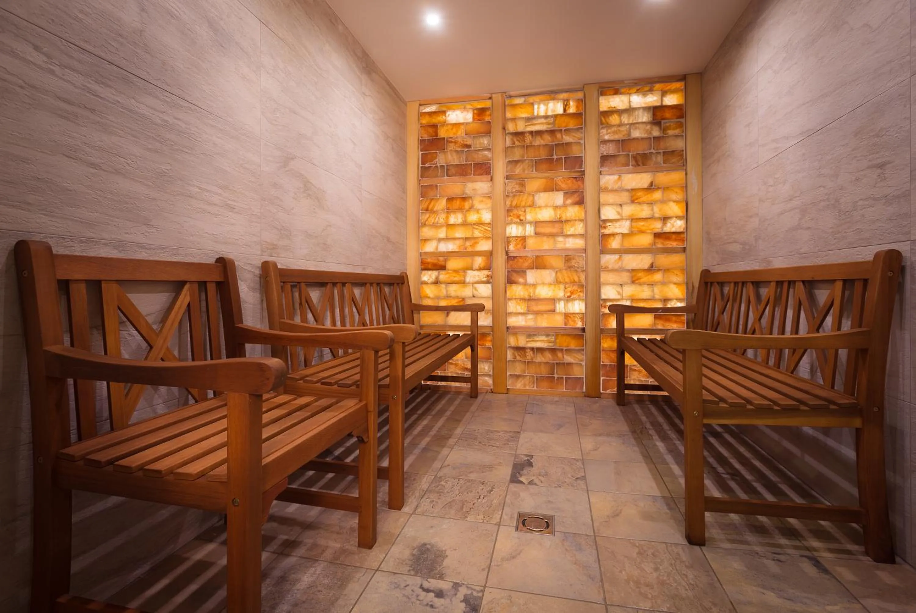 Spa and wellness centre/facilities in Hotel Honti Wellness és Konferencia Szálloda