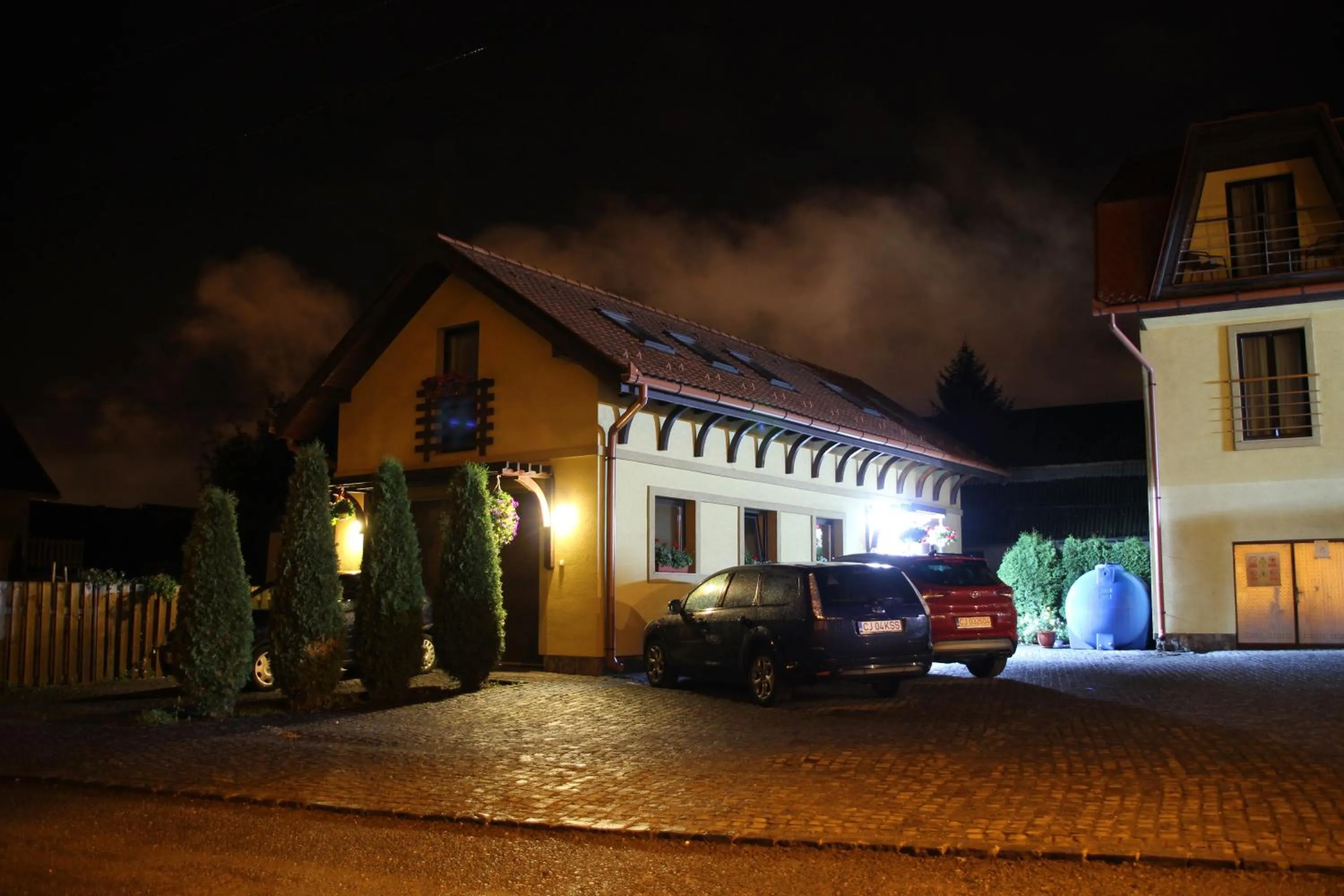 Property building in Astoria Hotel & Restaurant