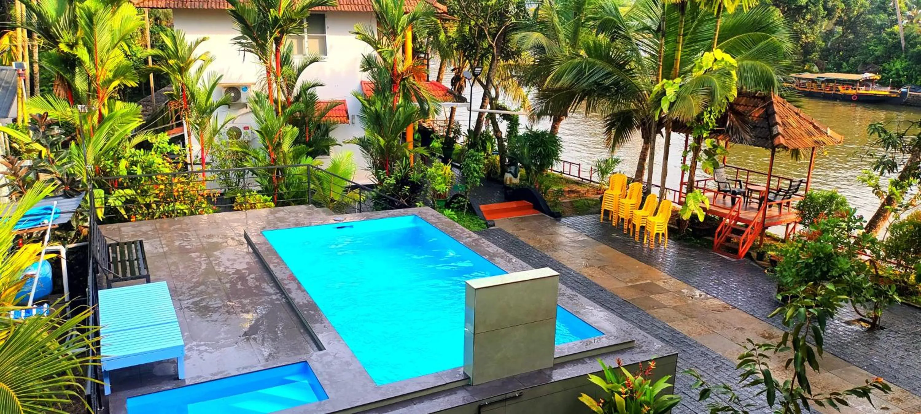 The Lake Paradise Boutique Resort