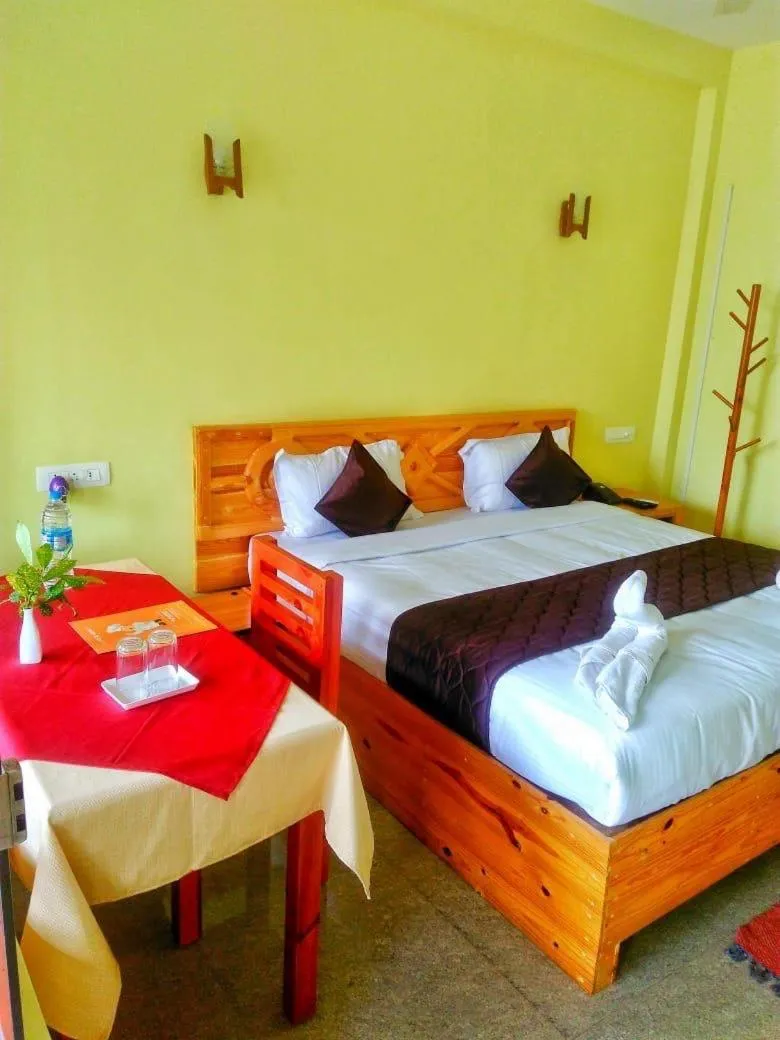 Bed in The Lake Paradise Boutique Resort