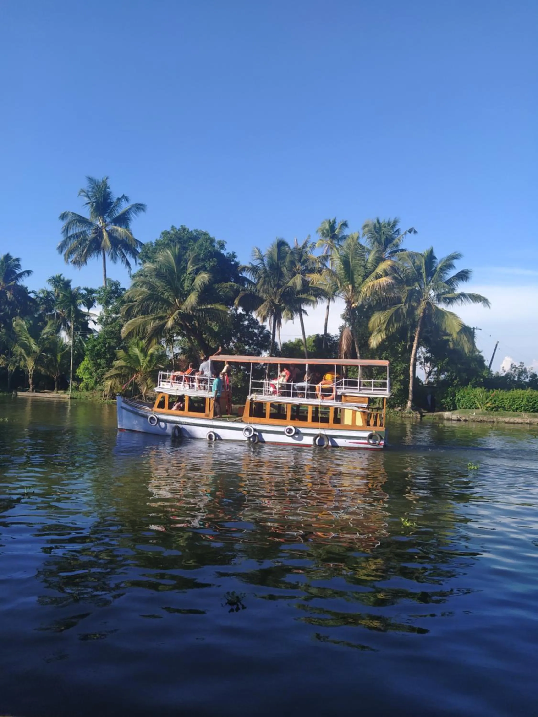 The Lake Paradise Boutique Resort