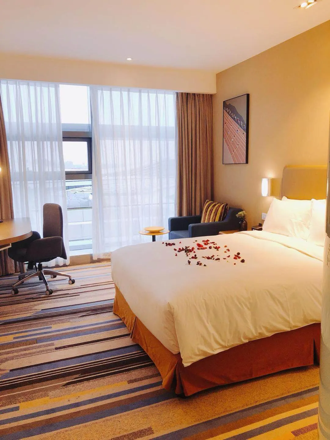 Bedroom, Bed in Holiday Inn Express - Suzhou Industrial Park by IHG