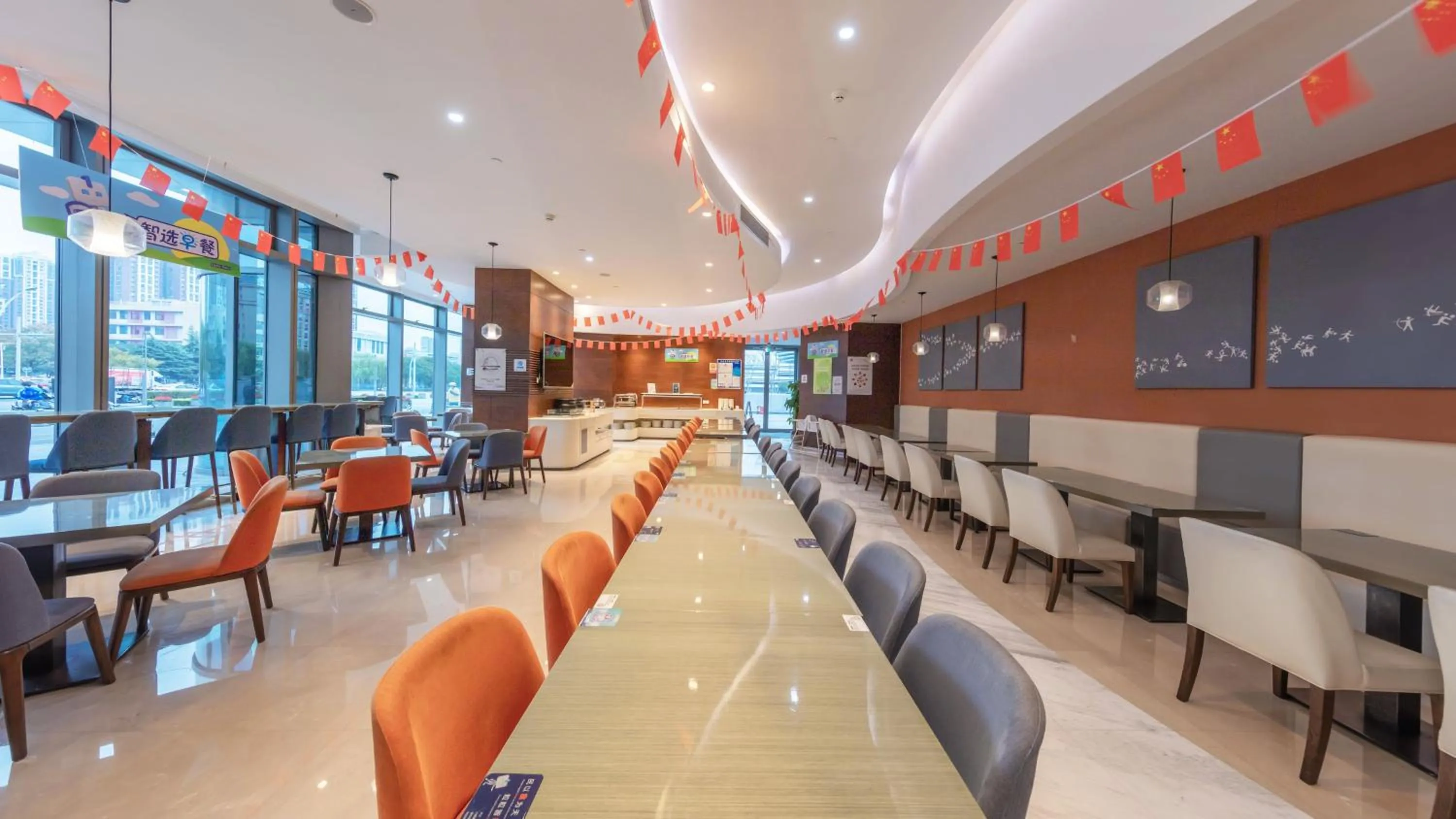 Restaurant/places to eat in Holiday Inn Express - Suzhou Industrial Park by IHG