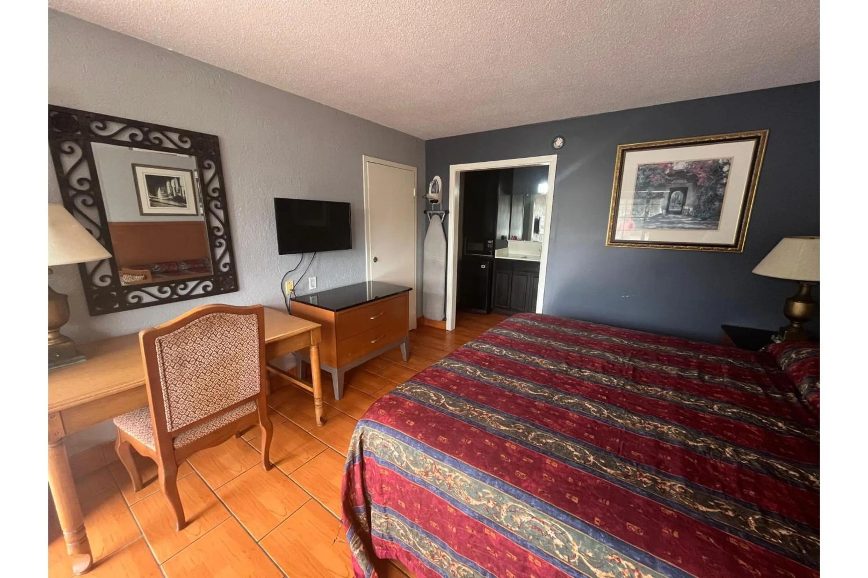 Bedroom, Bed in La Posada Inn By OYO Brownsville