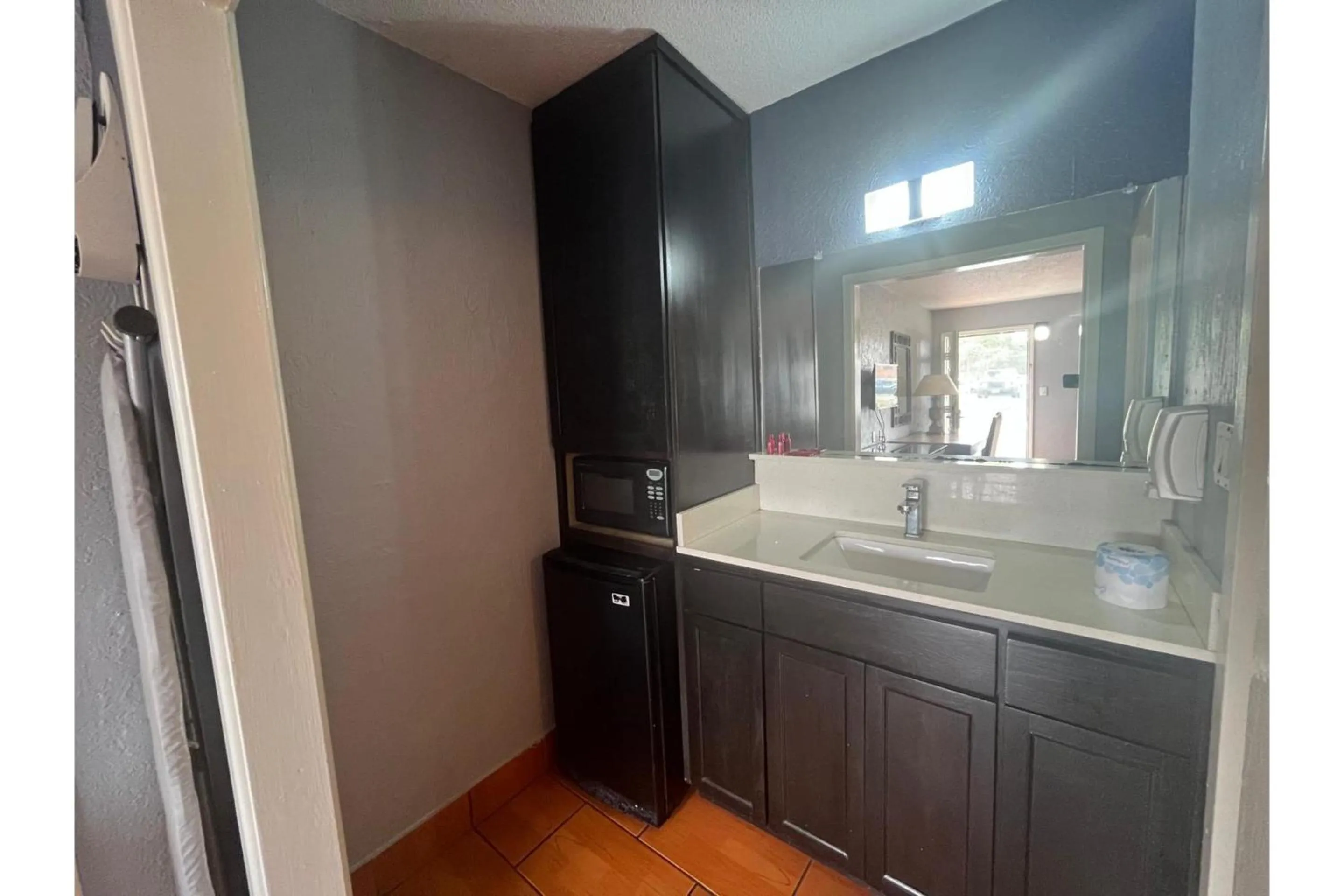 Bathroom in La Posada Inn By OYO Brownsville