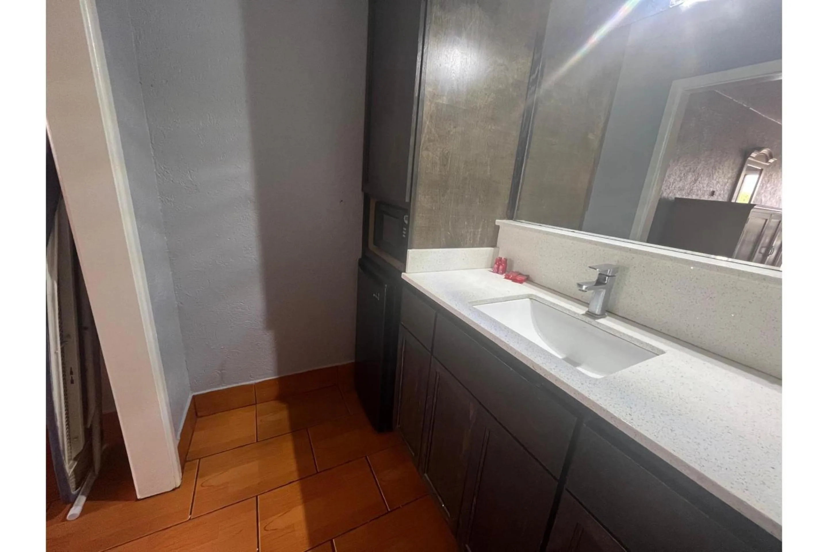 Bathroom in La Posada Inn By OYO Brownsville