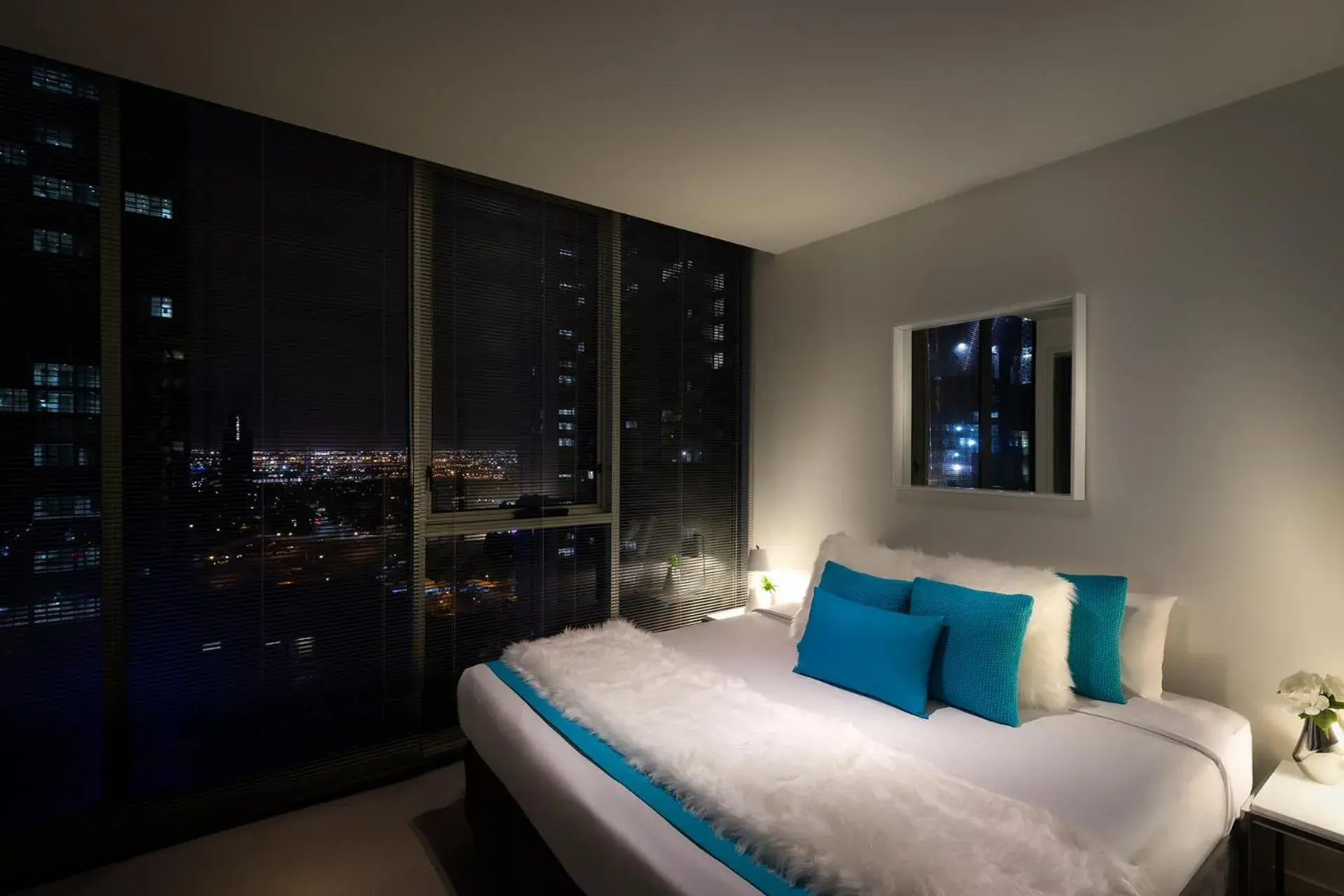 Bed in Milano Serviced Apartments Bed in Milano Serviced Apartments