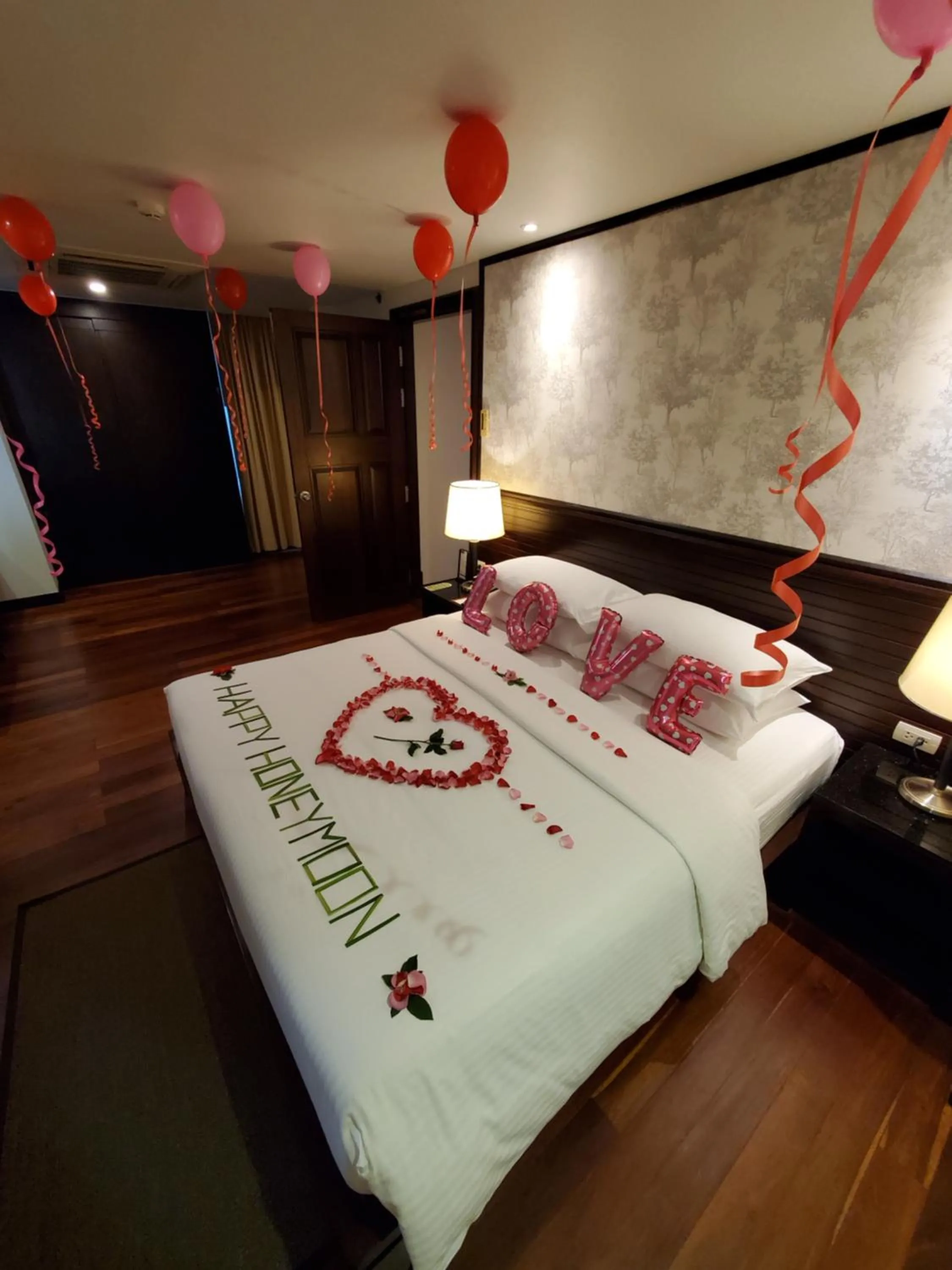 Bed in Tara Angkor Hotel