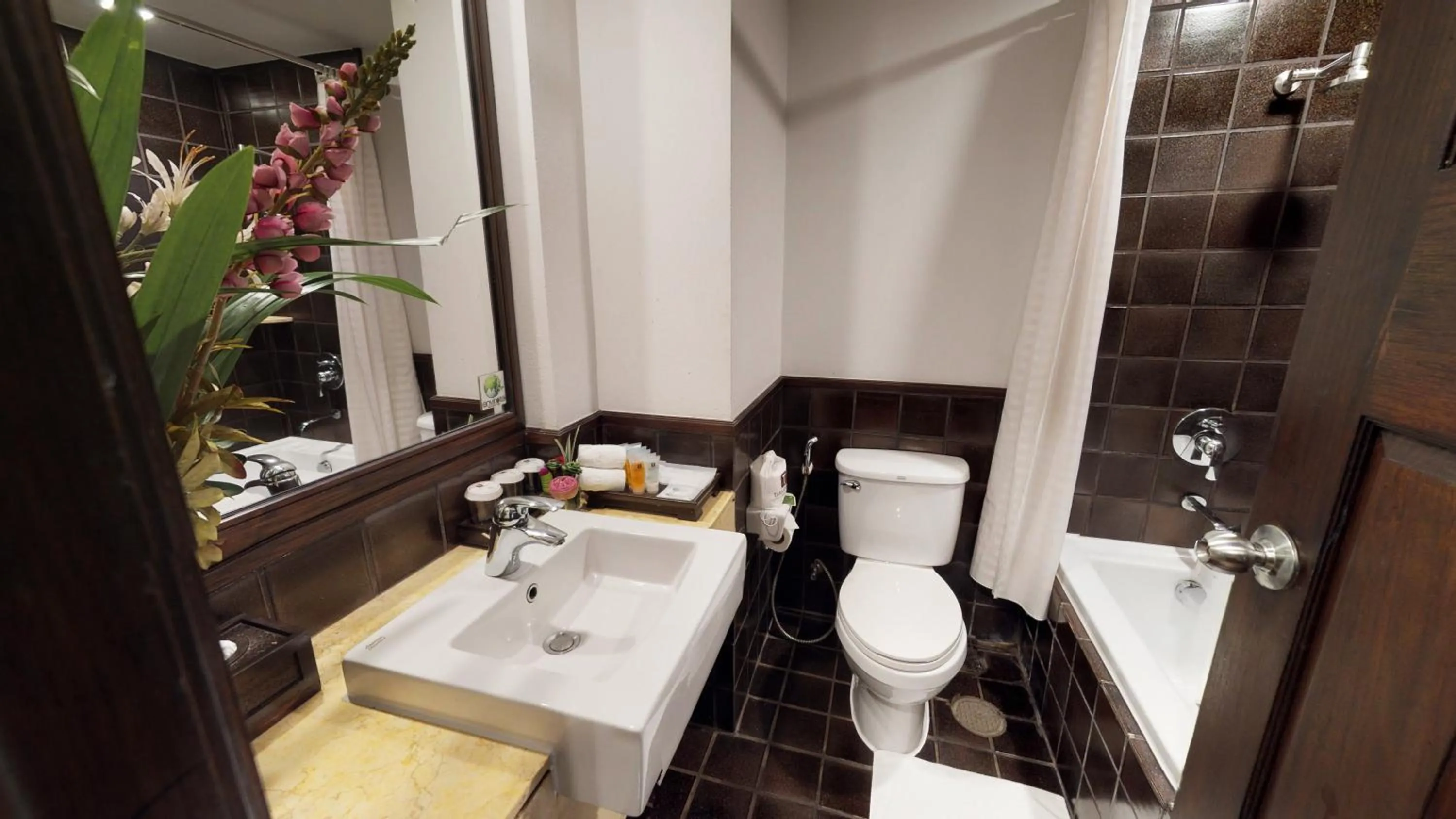 Bathroom in Tara Angkor Hotel