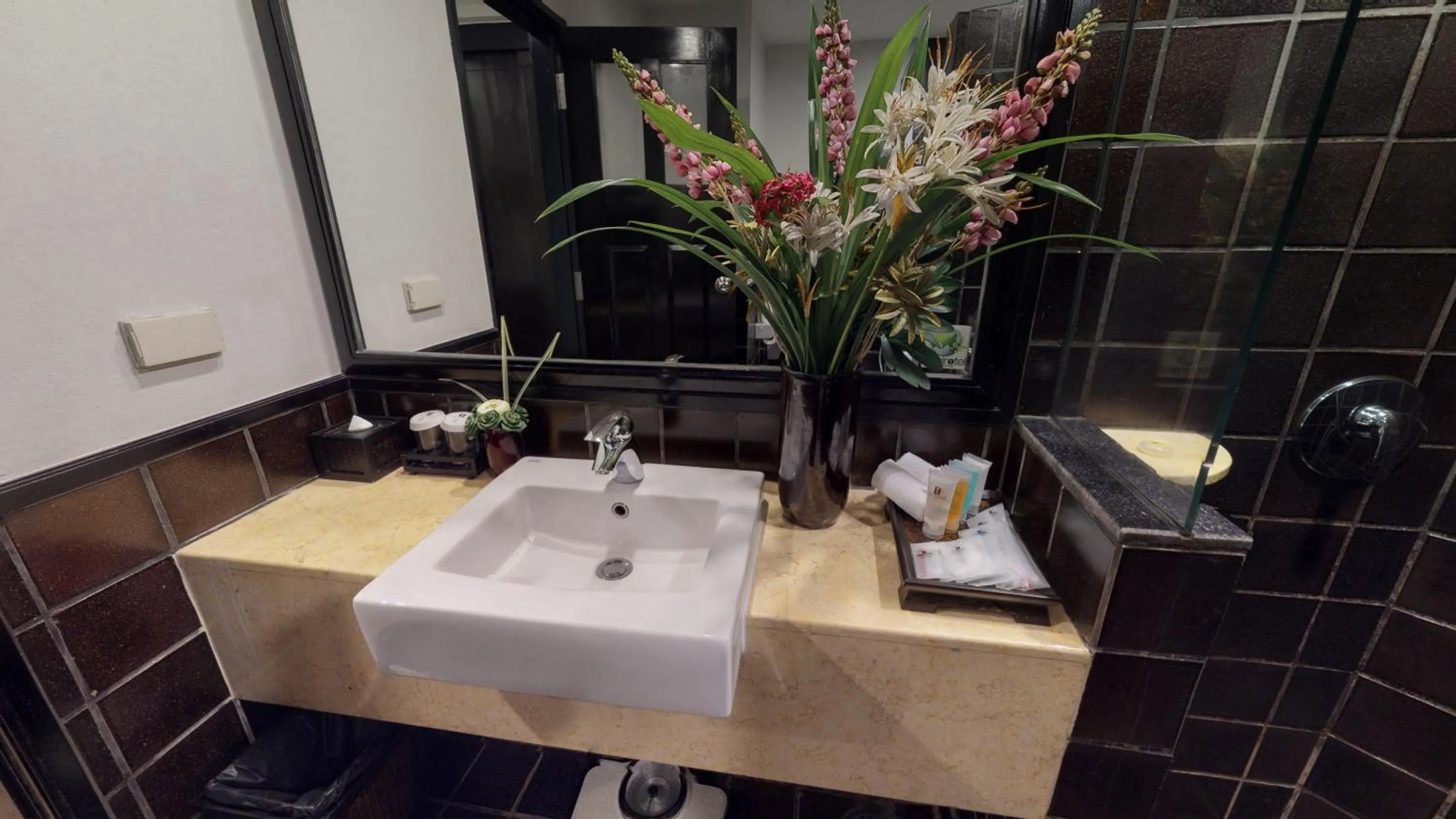 Bathroom in Tara Angkor Hotel