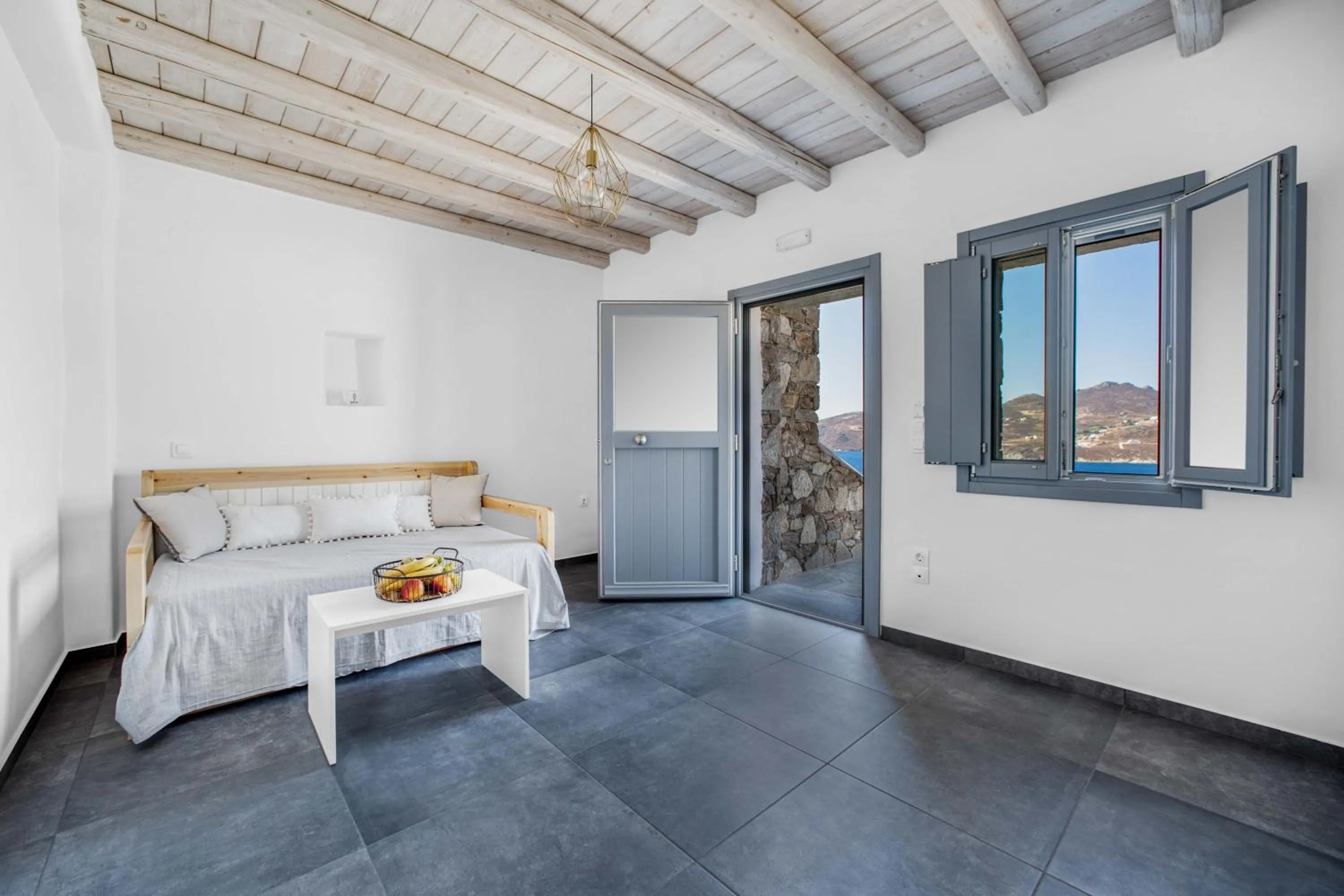 Bed in Belvedere