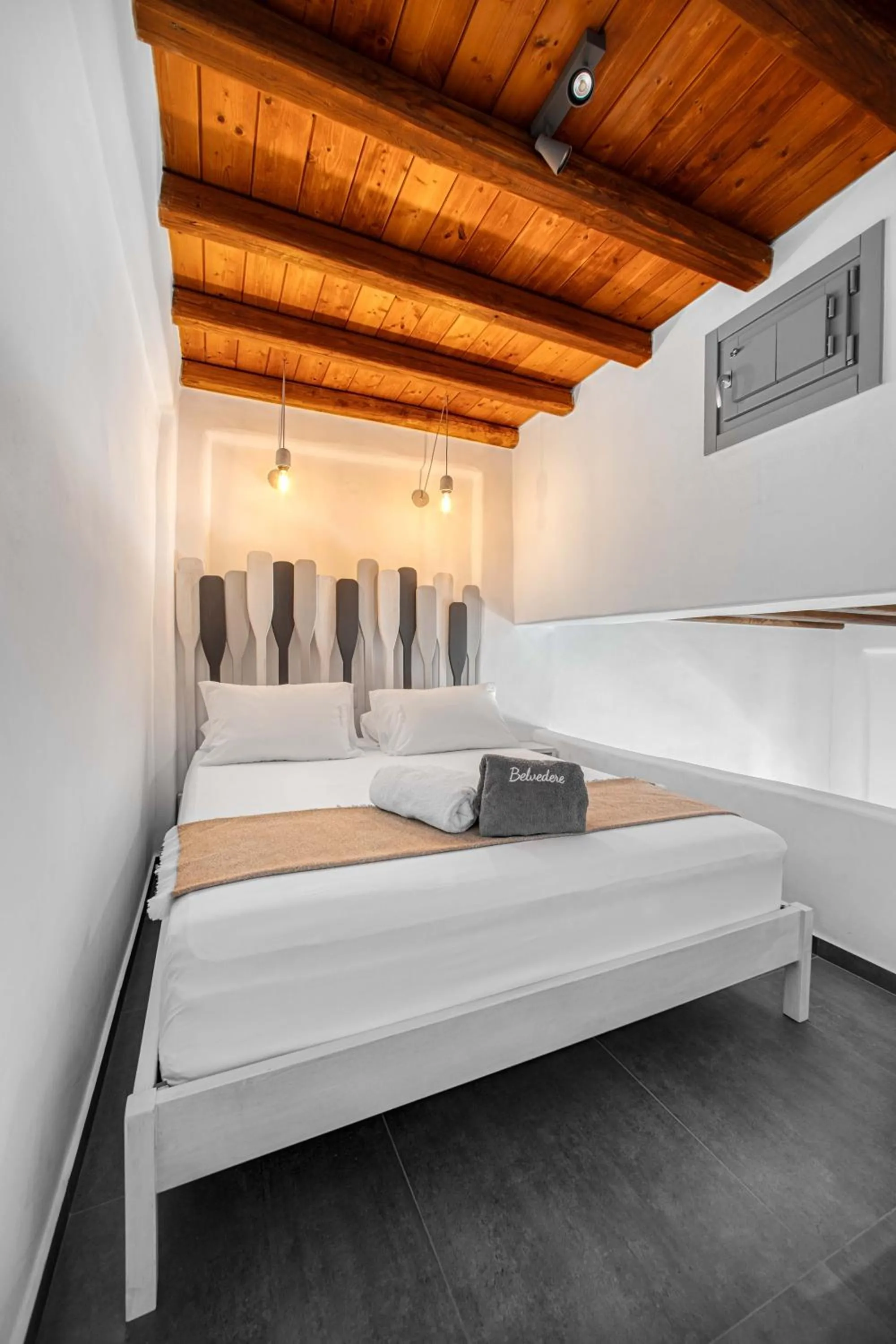 Bed in Belvedere