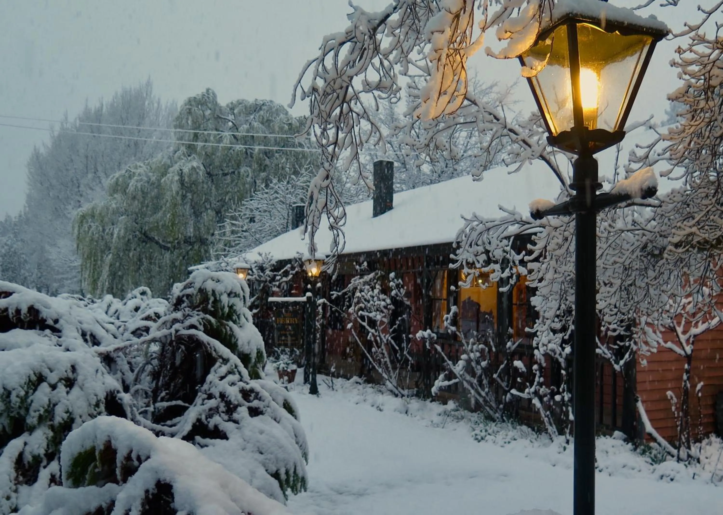 Property building in The Ferry Bed & Breakfast