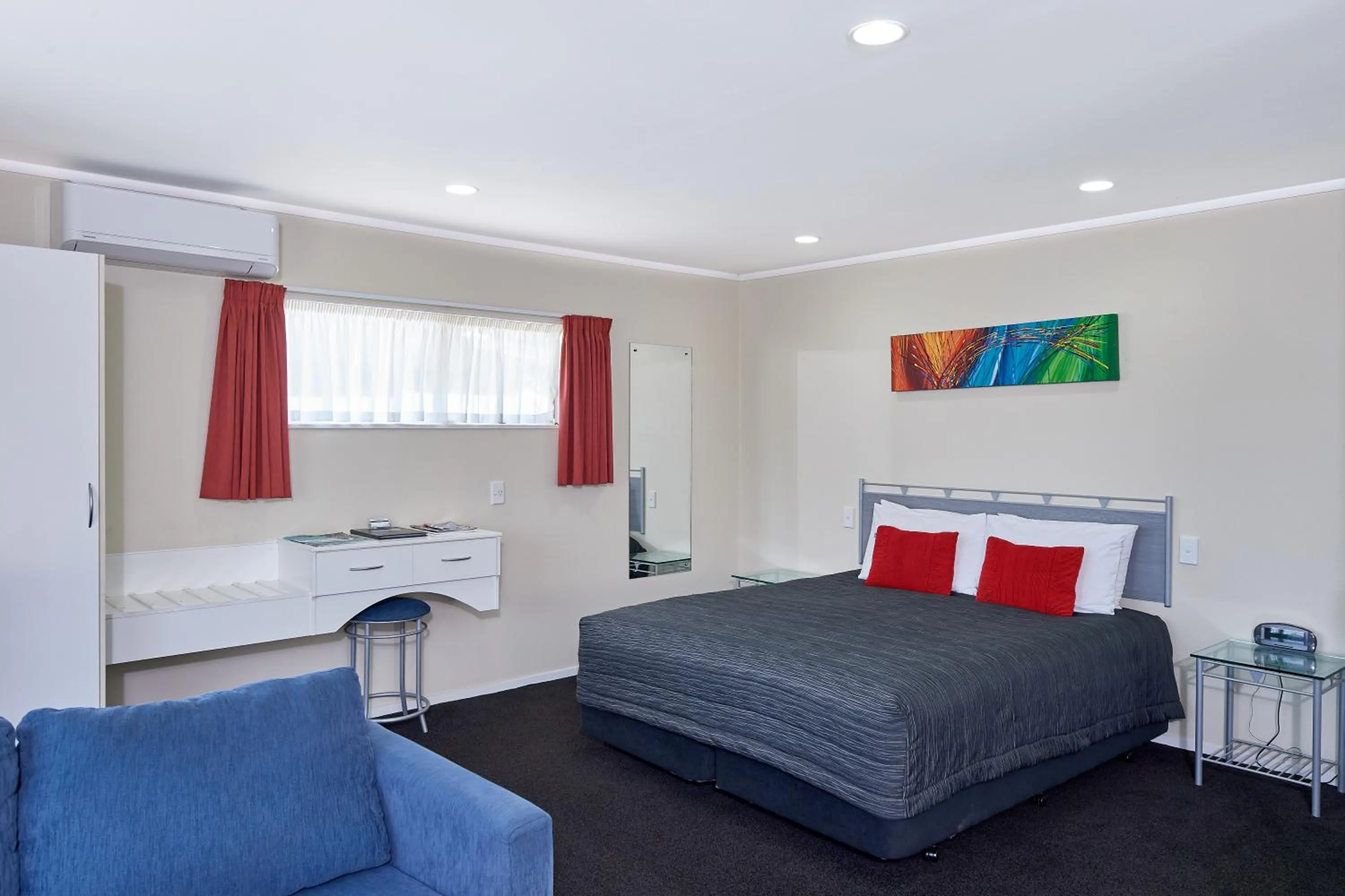 Bed in Livingston Motel