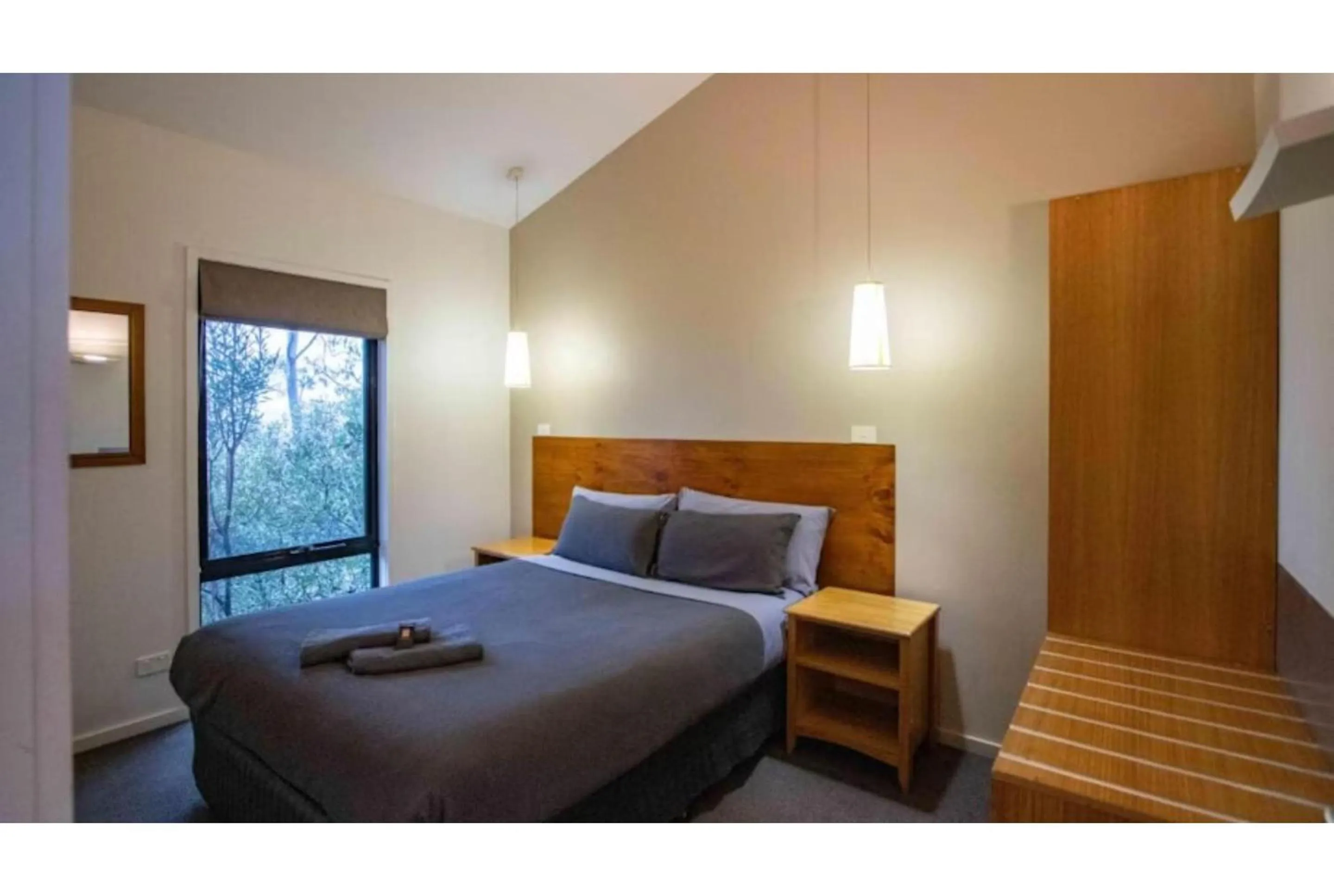 Bedroom, Bed in Discovery Parks - Cradle Mountain