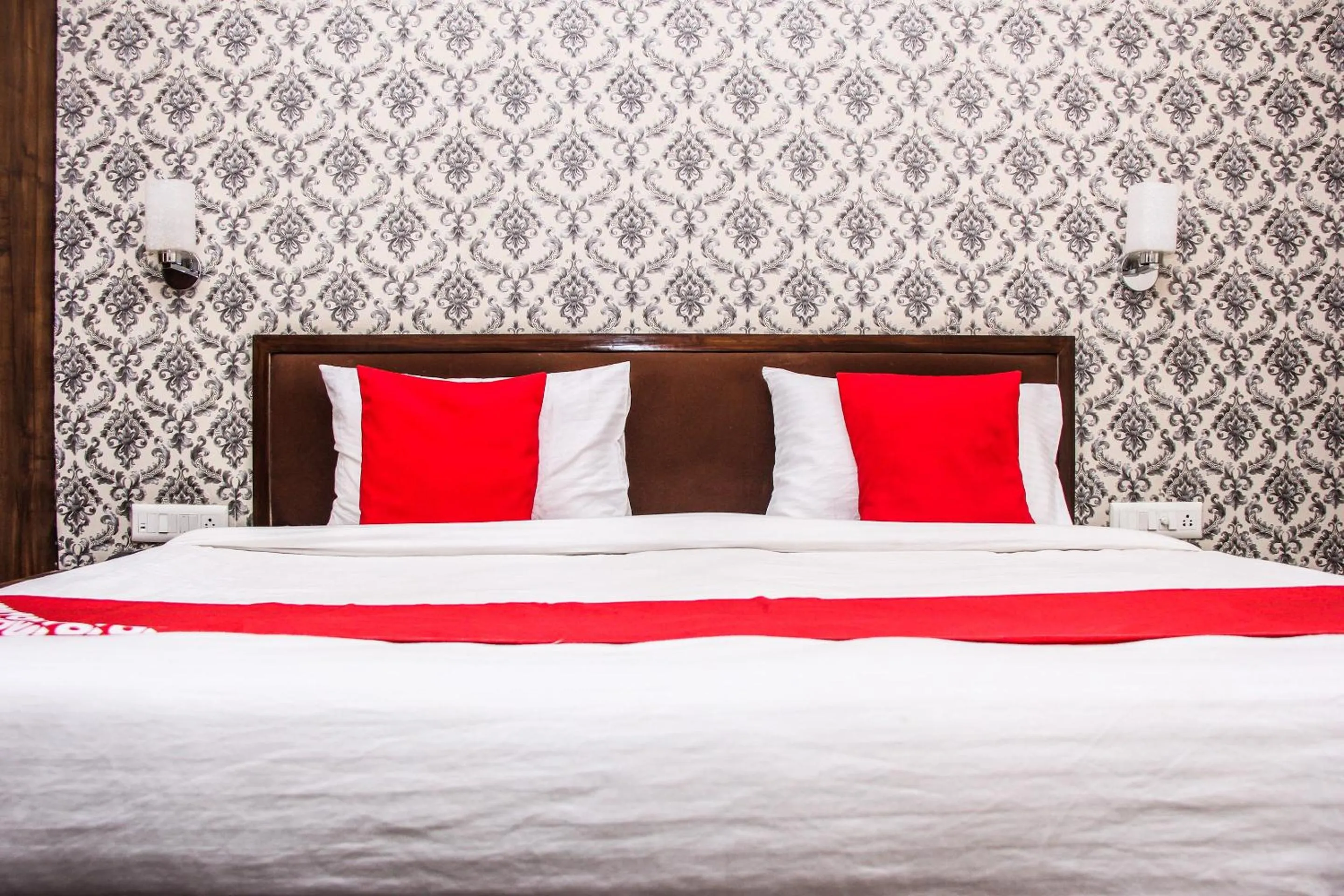 Bedroom, Bed in Collection O Chawla