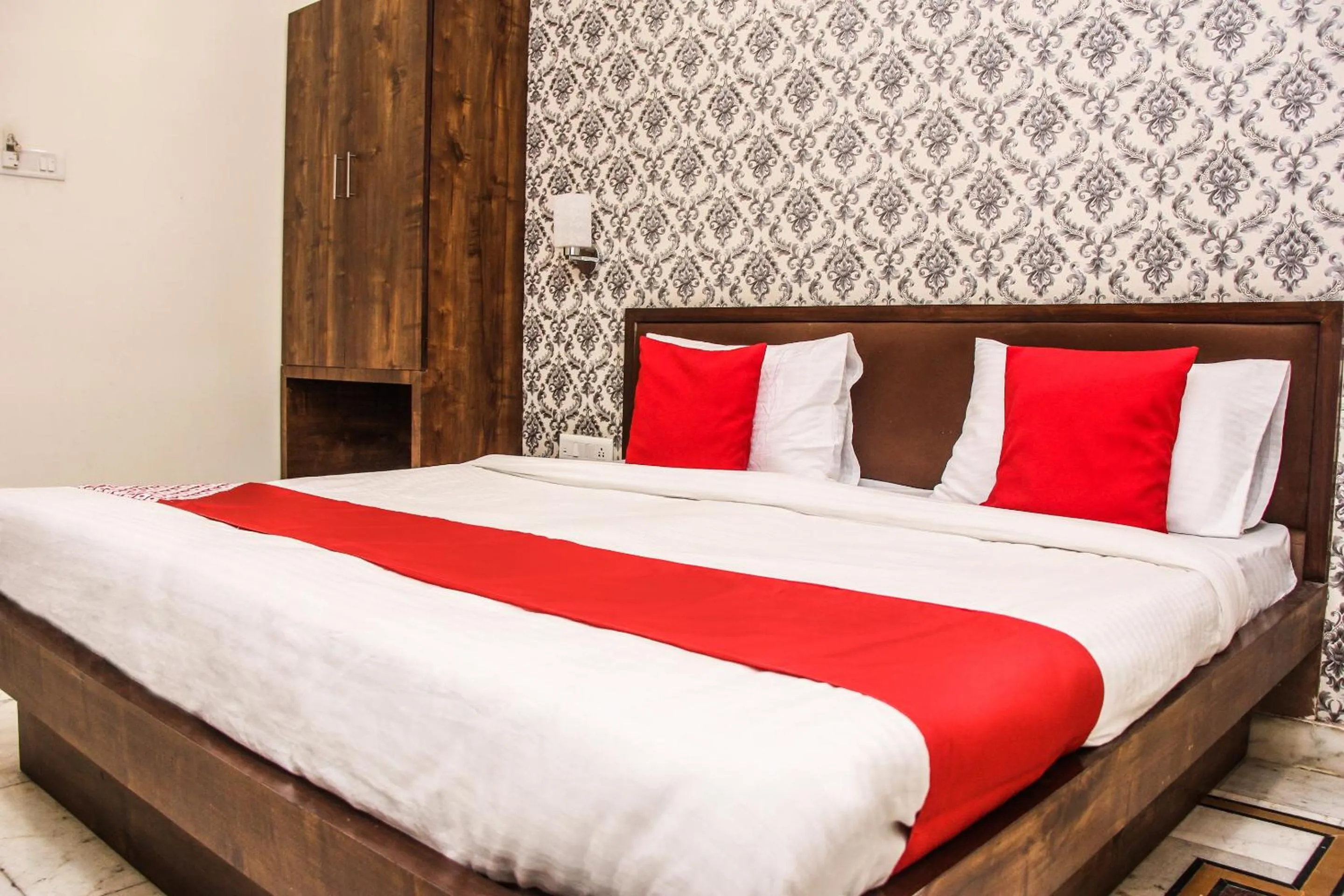 Bedroom, Bed in Collection O Chawla