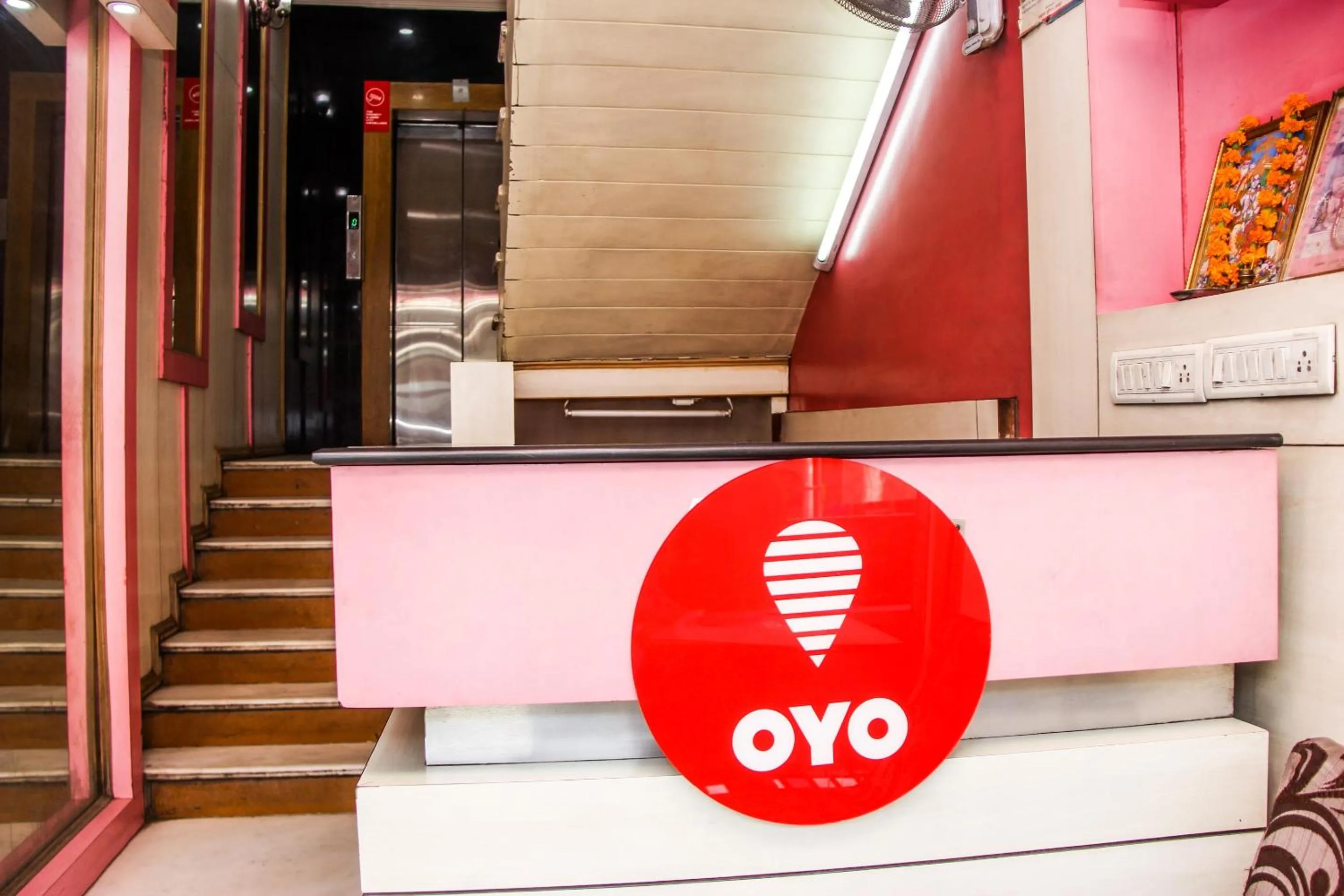 Lobby or reception in Collection O Chawla