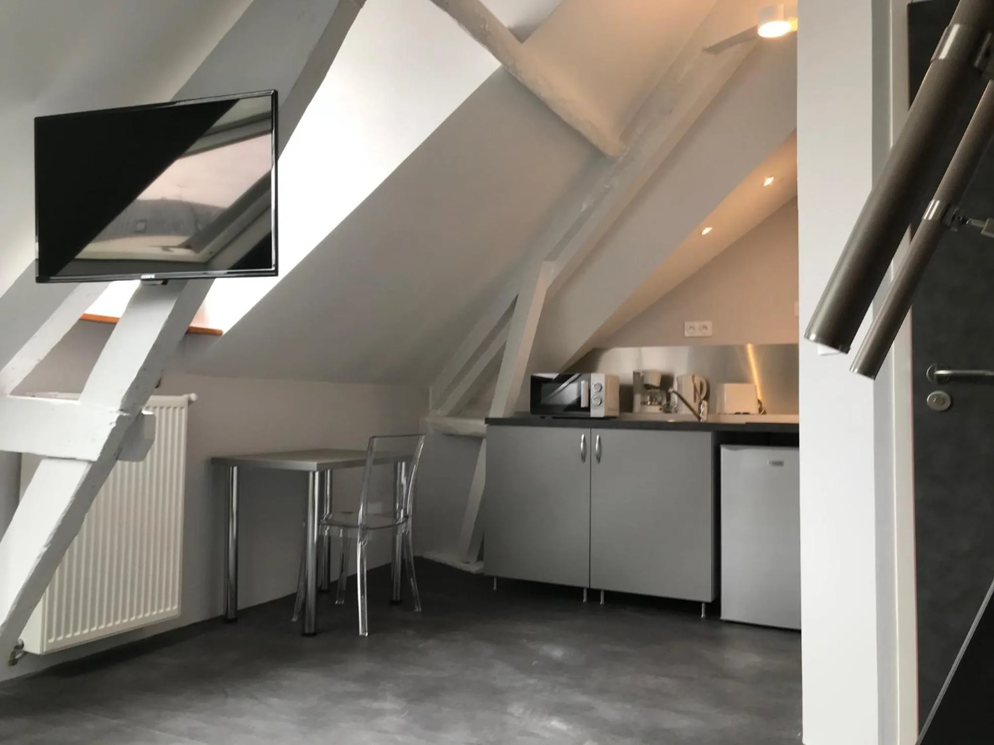 Kitchen or kitchenette in SmartAppart Saint Nazaire