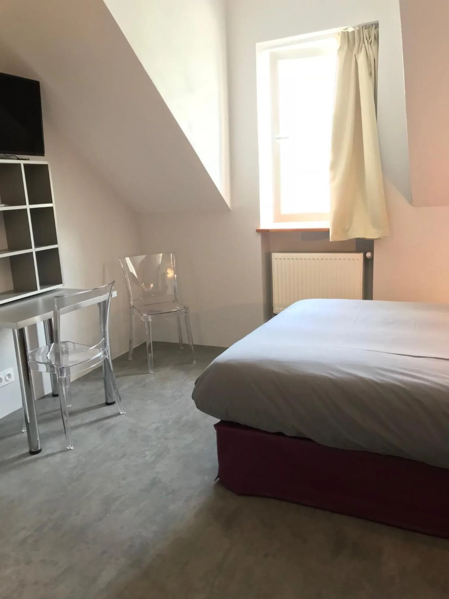 Photo of the whole room, Bed in SmartAppart Saint Nazaire