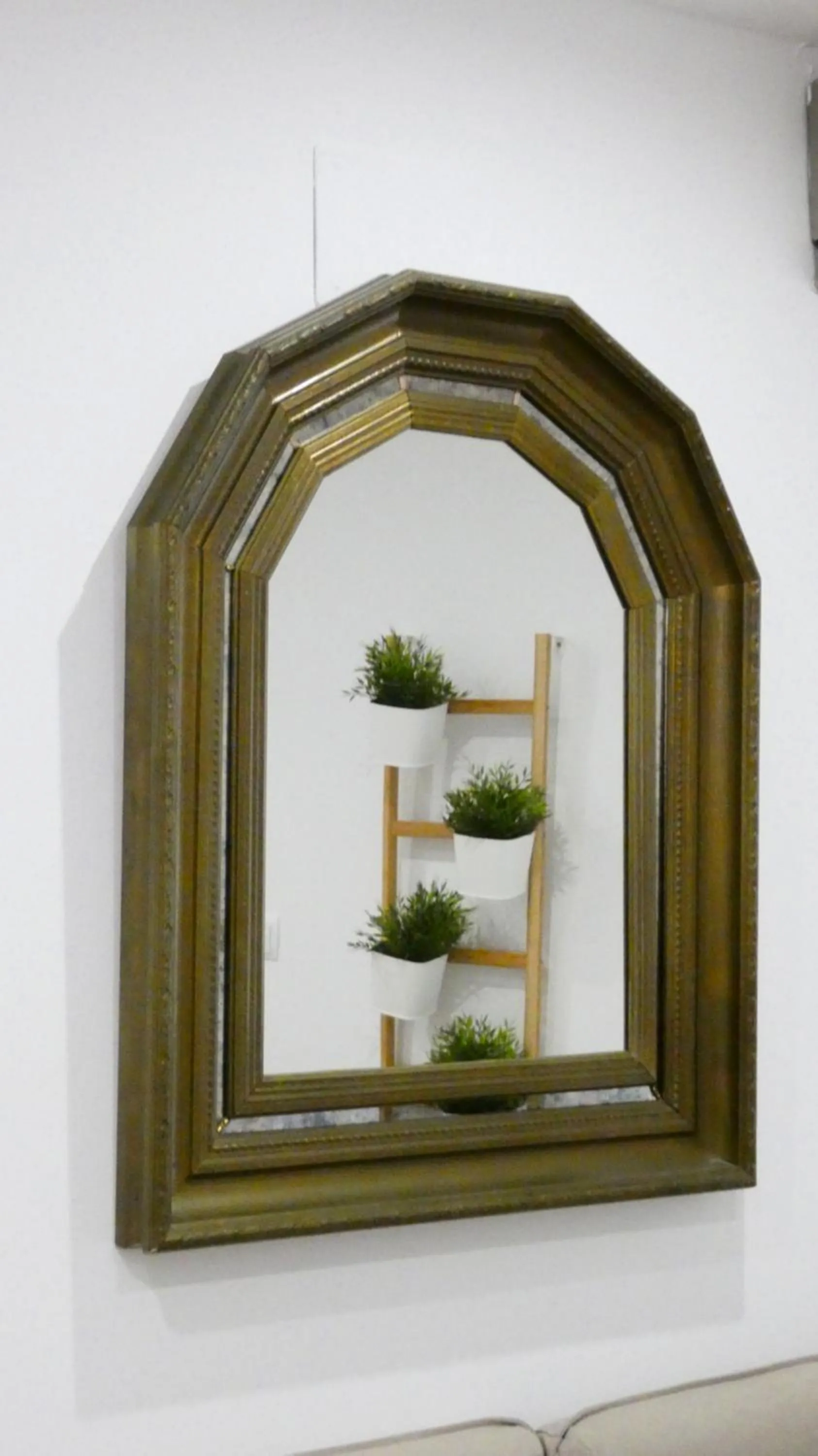 Decorative detail in Azhar Suites
