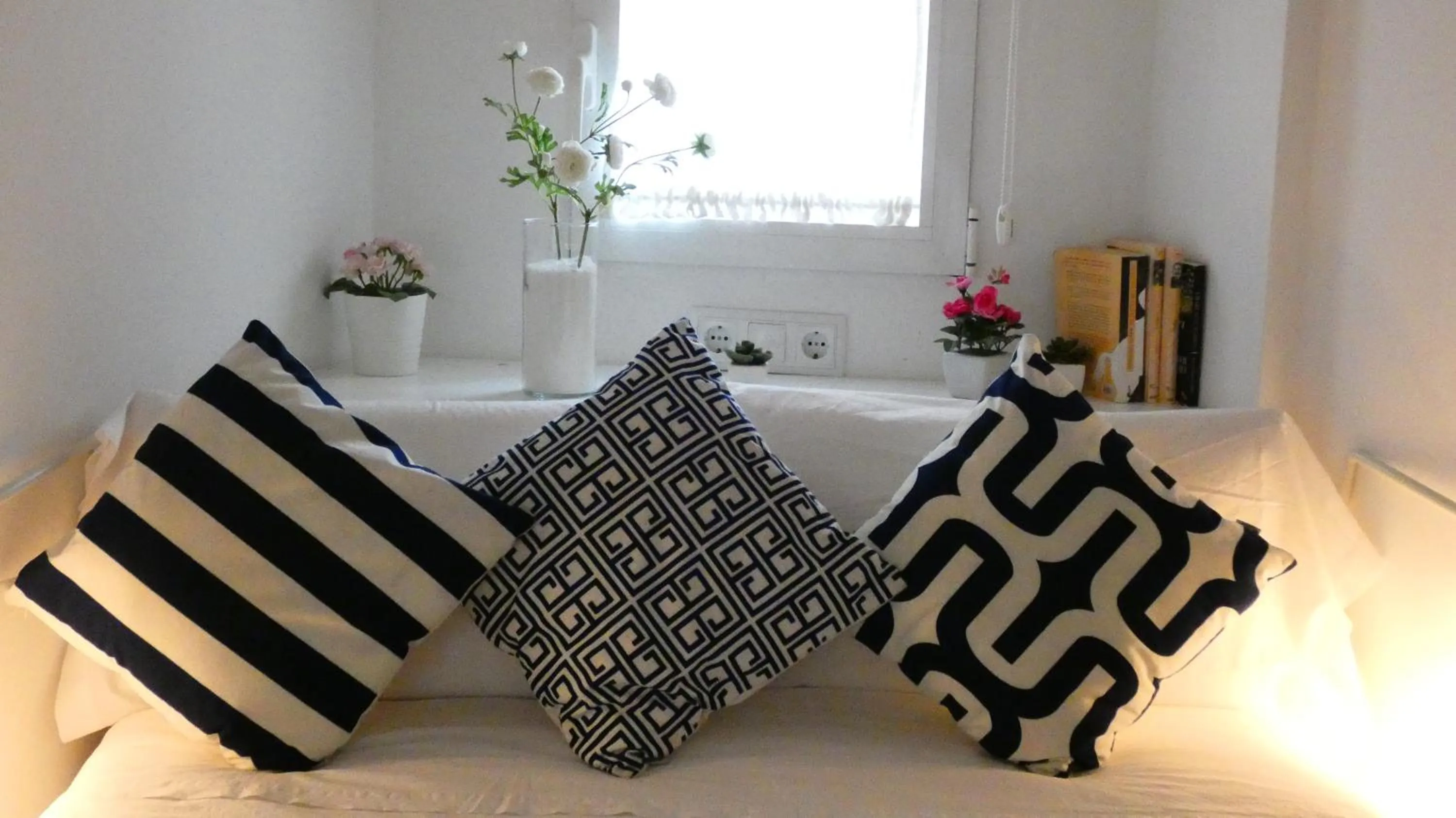 Bed in Azhar Suites