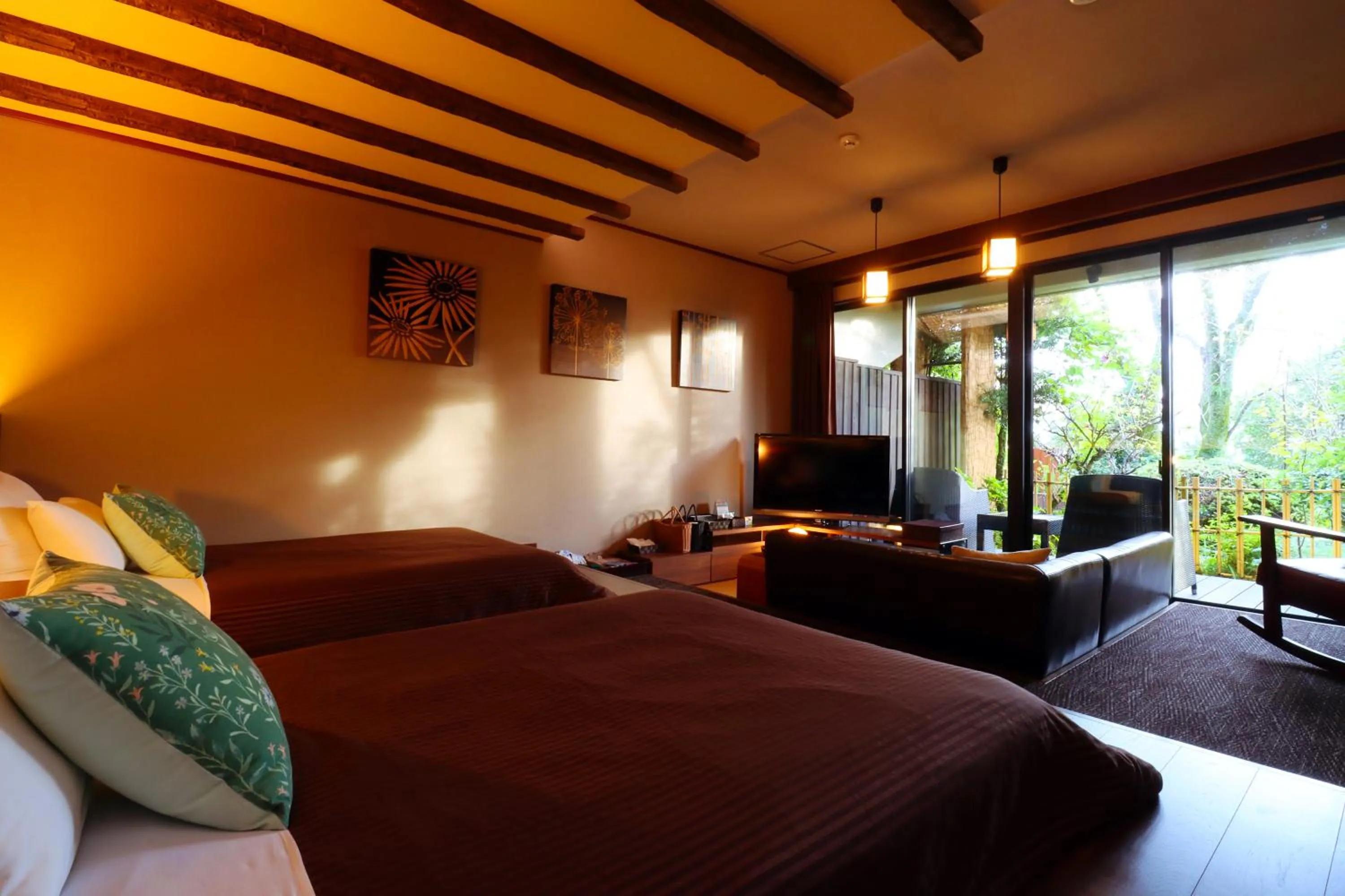 Photo of the whole room in Kafutei