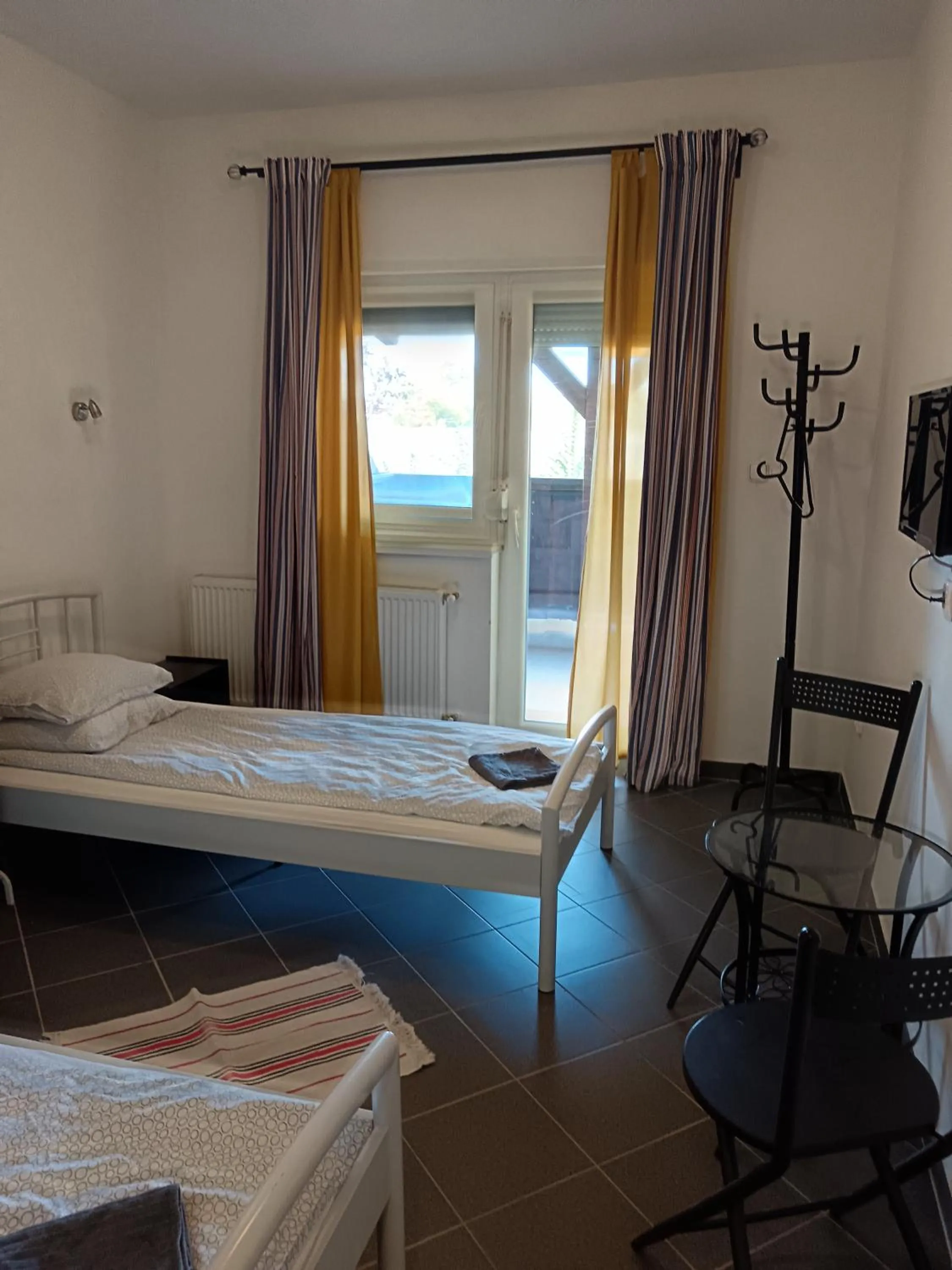 Bed in Kisdunapart 510