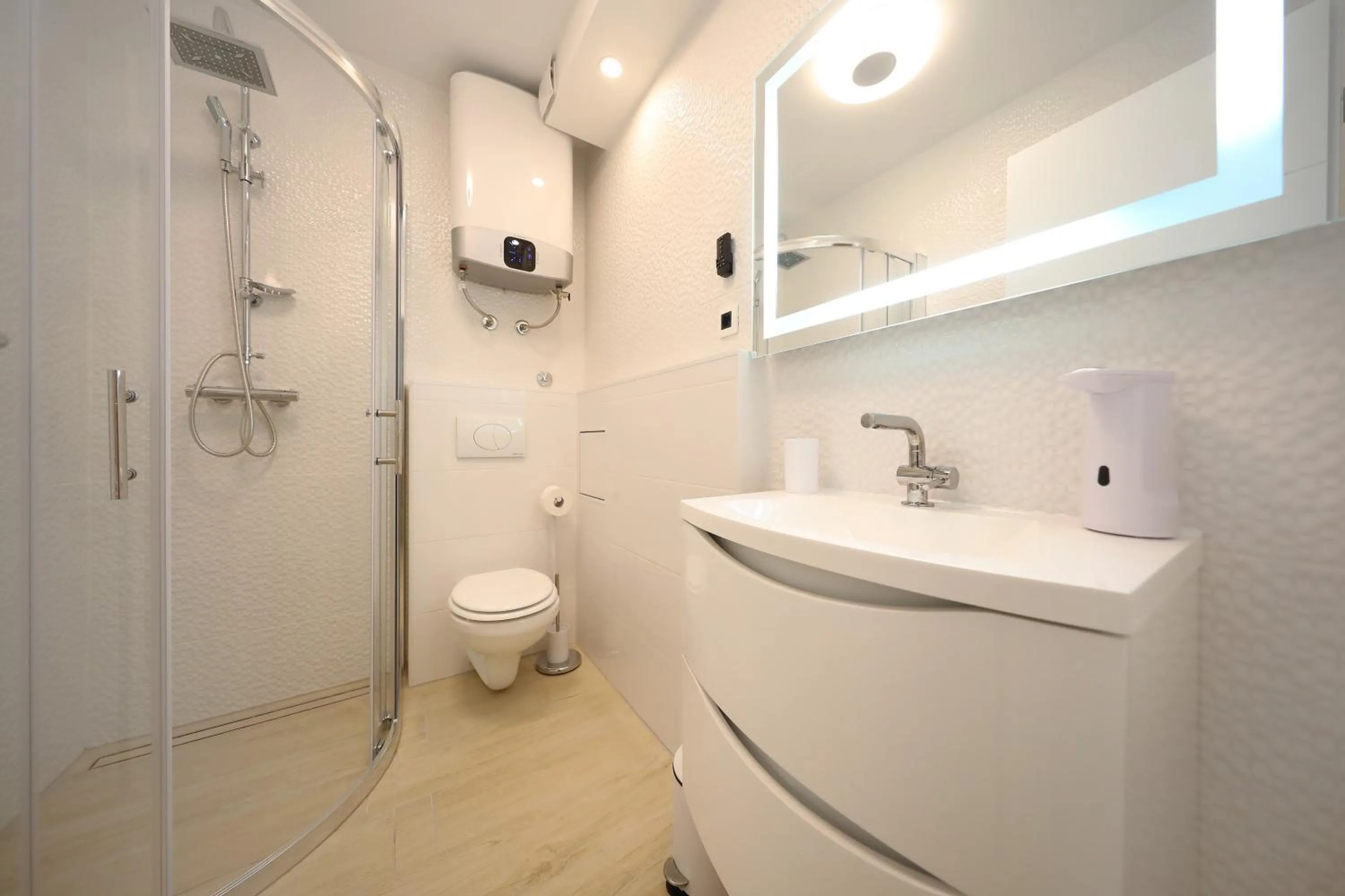 City Marine Luxury Apartments