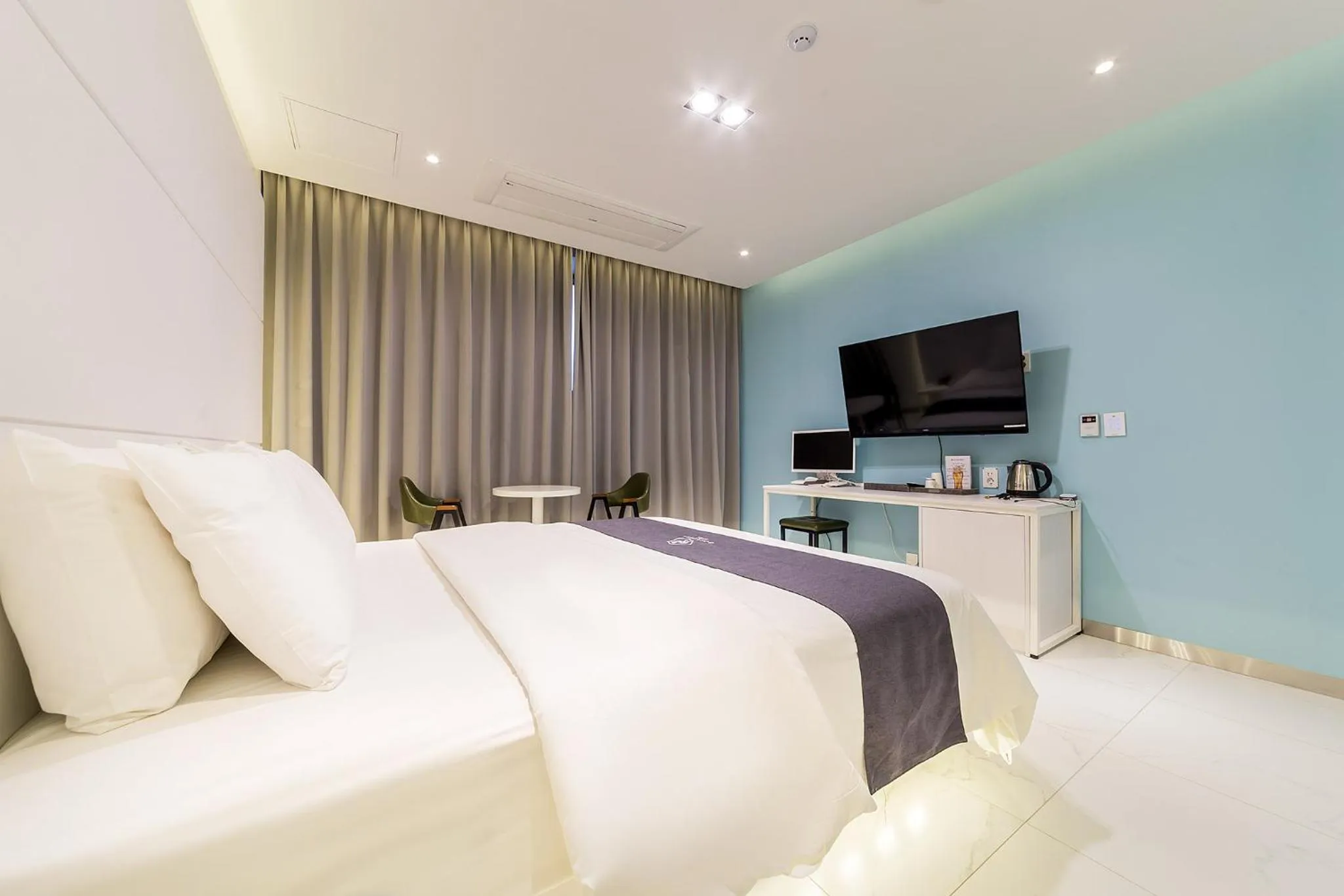 Bed in Rosabell Hotel