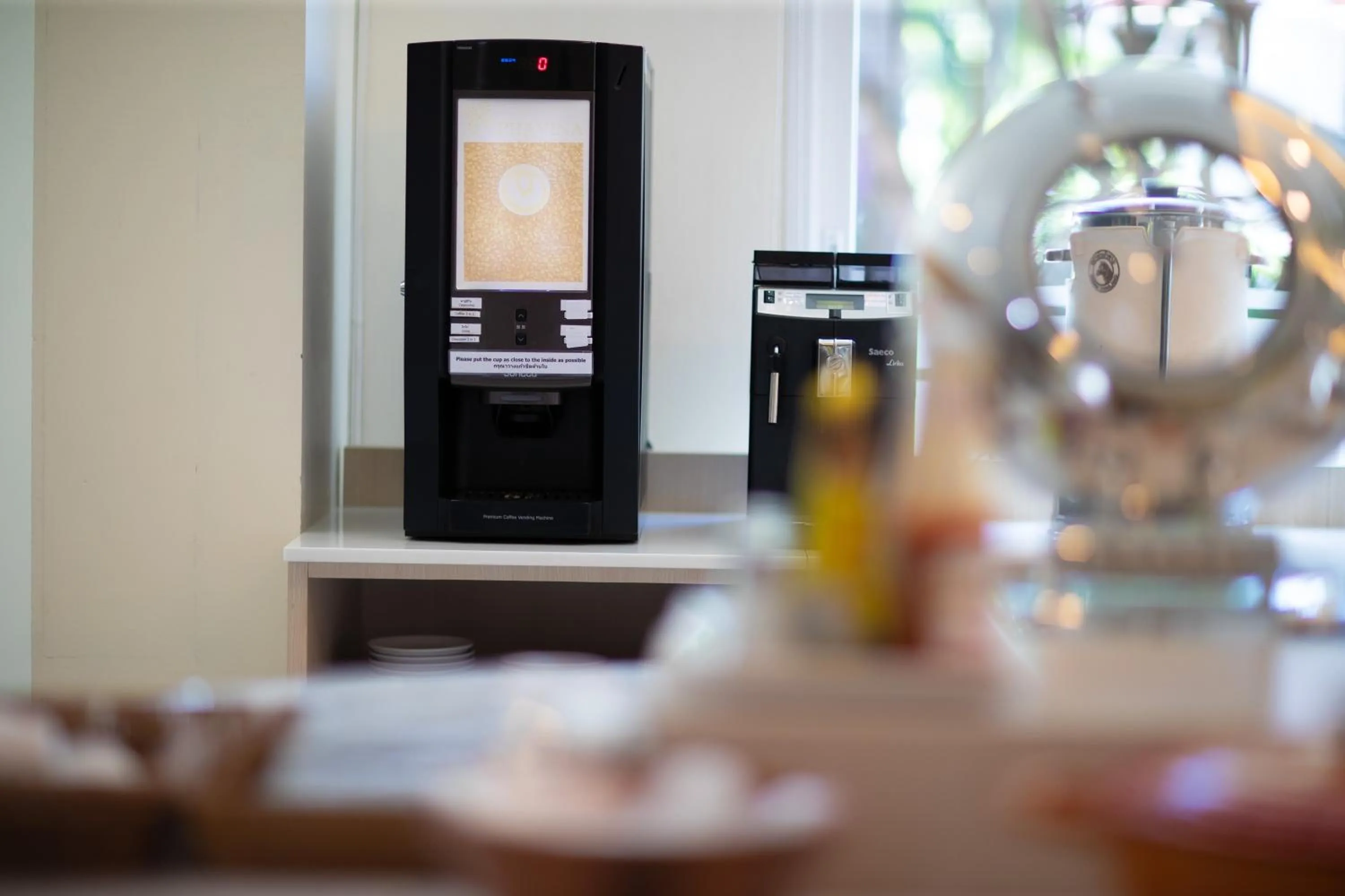 Restaurant/places to eat in Phavina Grand Boutique