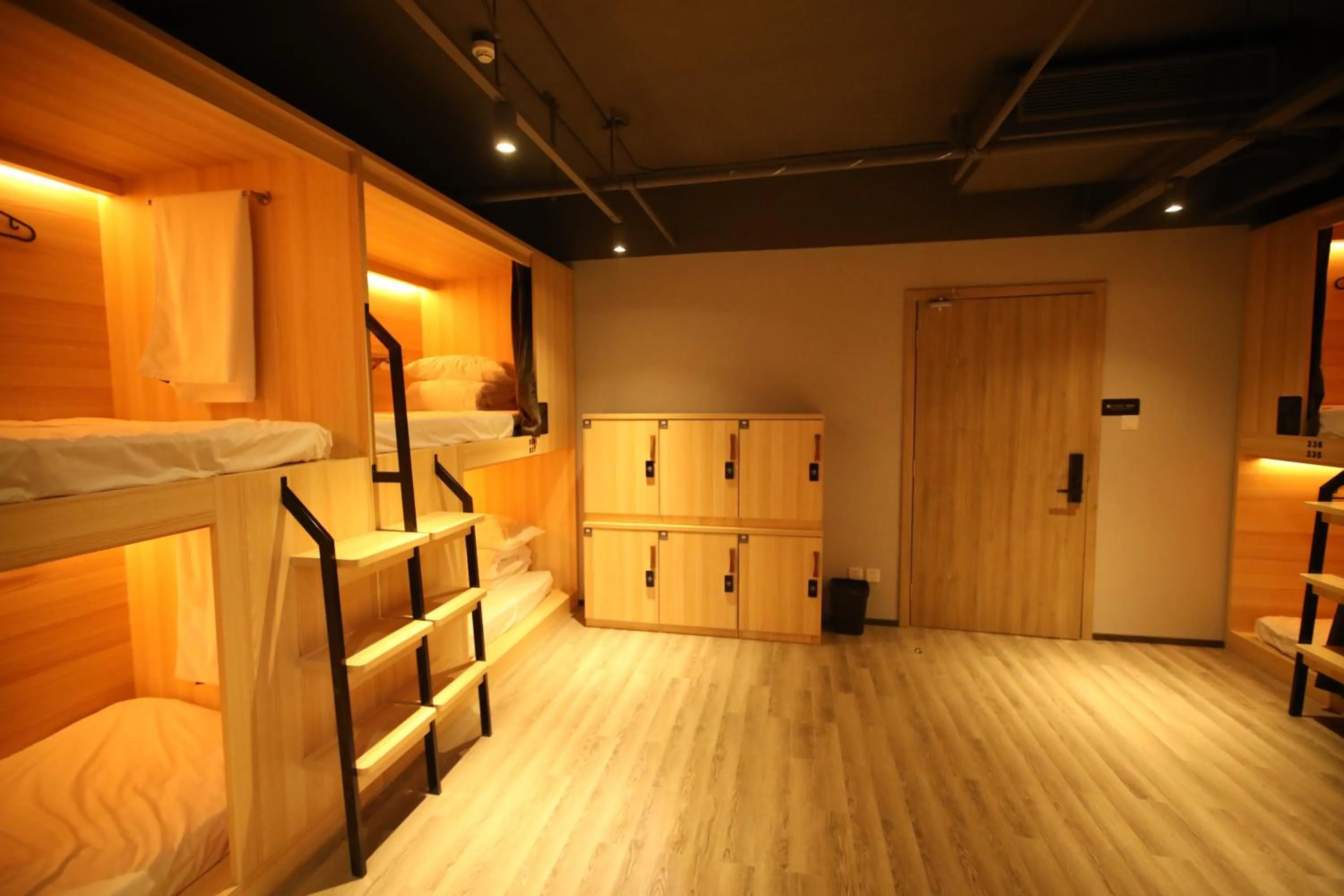 Photo of the whole room in Chengdu Desti Youth Park Hostel Chunxi Road