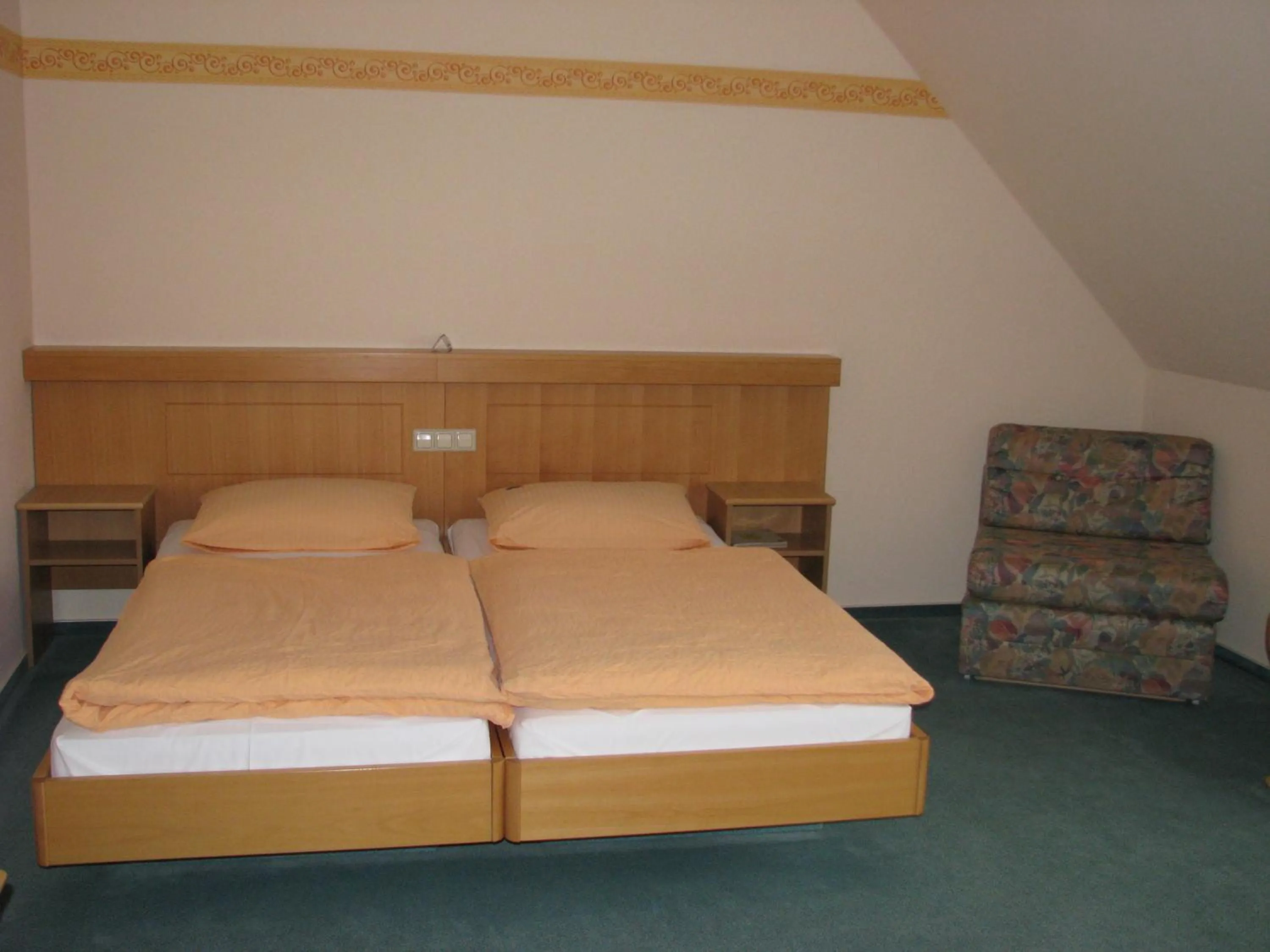 Hotel & Restaurant Zur Weintraube