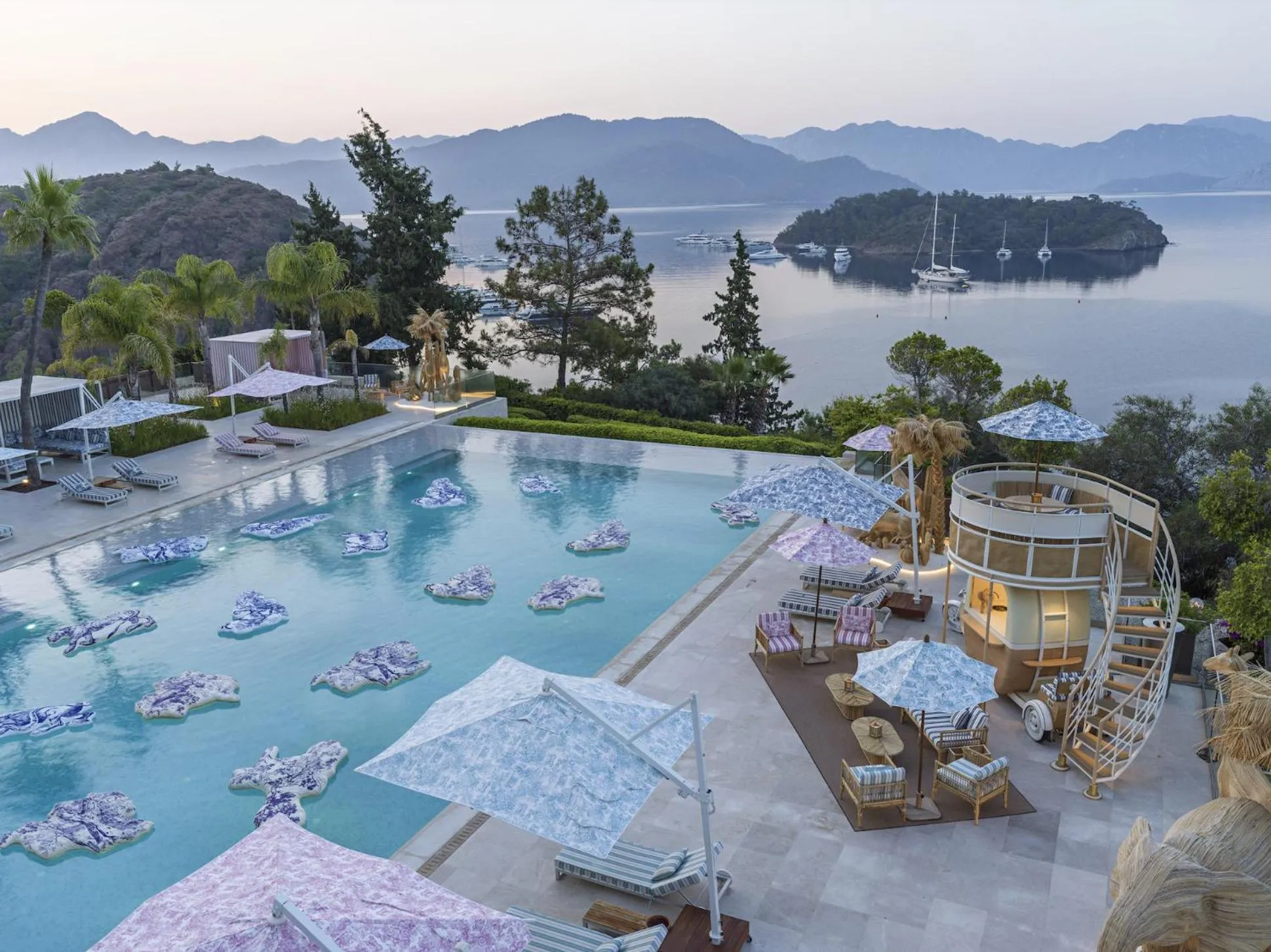 Swimming pool in D Maris Bay