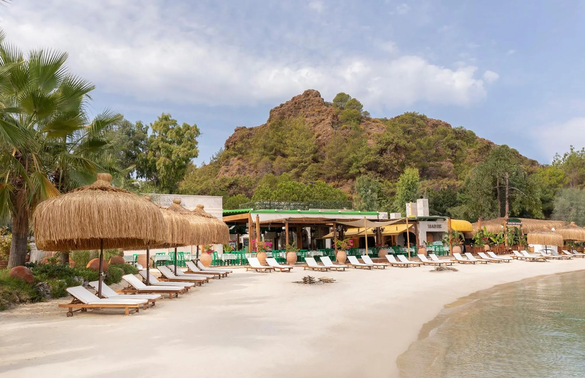 Beach in D Maris Bay